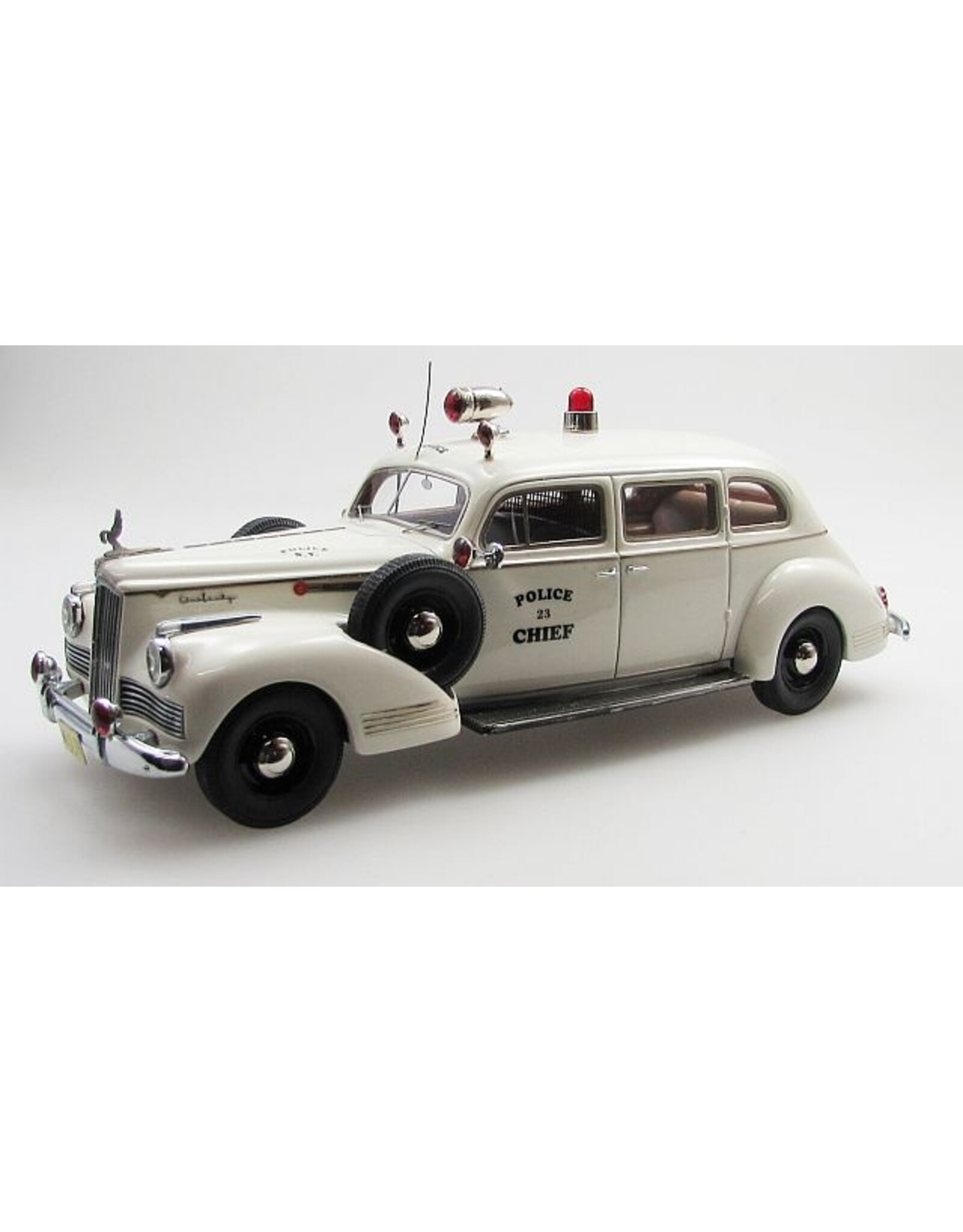 Packard Packard 160(1942)7-places limousine Police car New York(white/black)