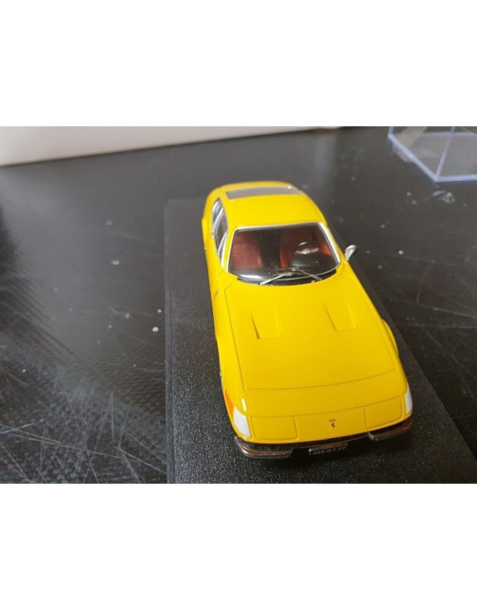 Ferrari by Pininfarina Ferrari 365 GTB/4 (yellow)