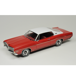 Ford USA Ford Galaxie 500XL(1968)Candy Apple red & white roof