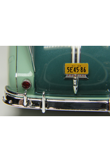 Pontiac Pontiac Silver Streak 4-door sedan(1948)Genessee green