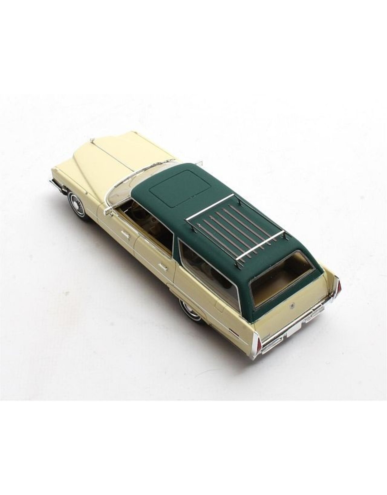 Cadillac(General Motors) Cadillac Deville Wagon Dean Martin(creme/green)1972