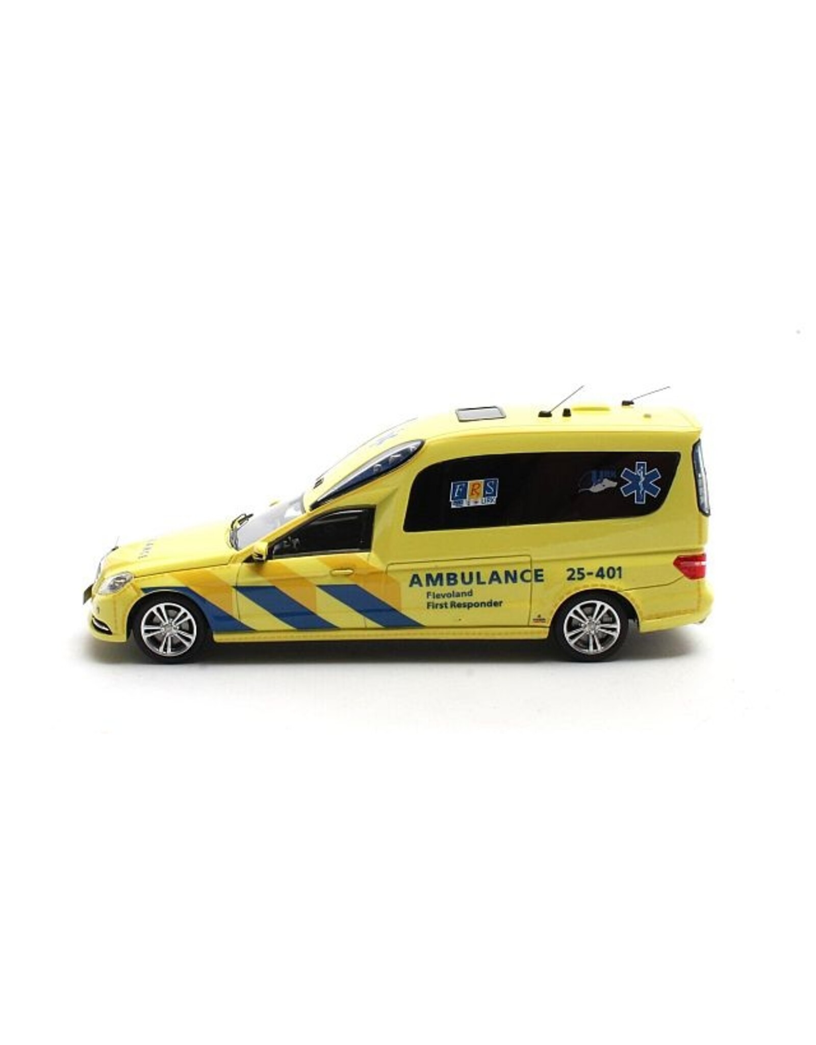 Mercedes-Benz Mercedes-Benz E250D VF212 Ambulance Flevoland First Responder URK
