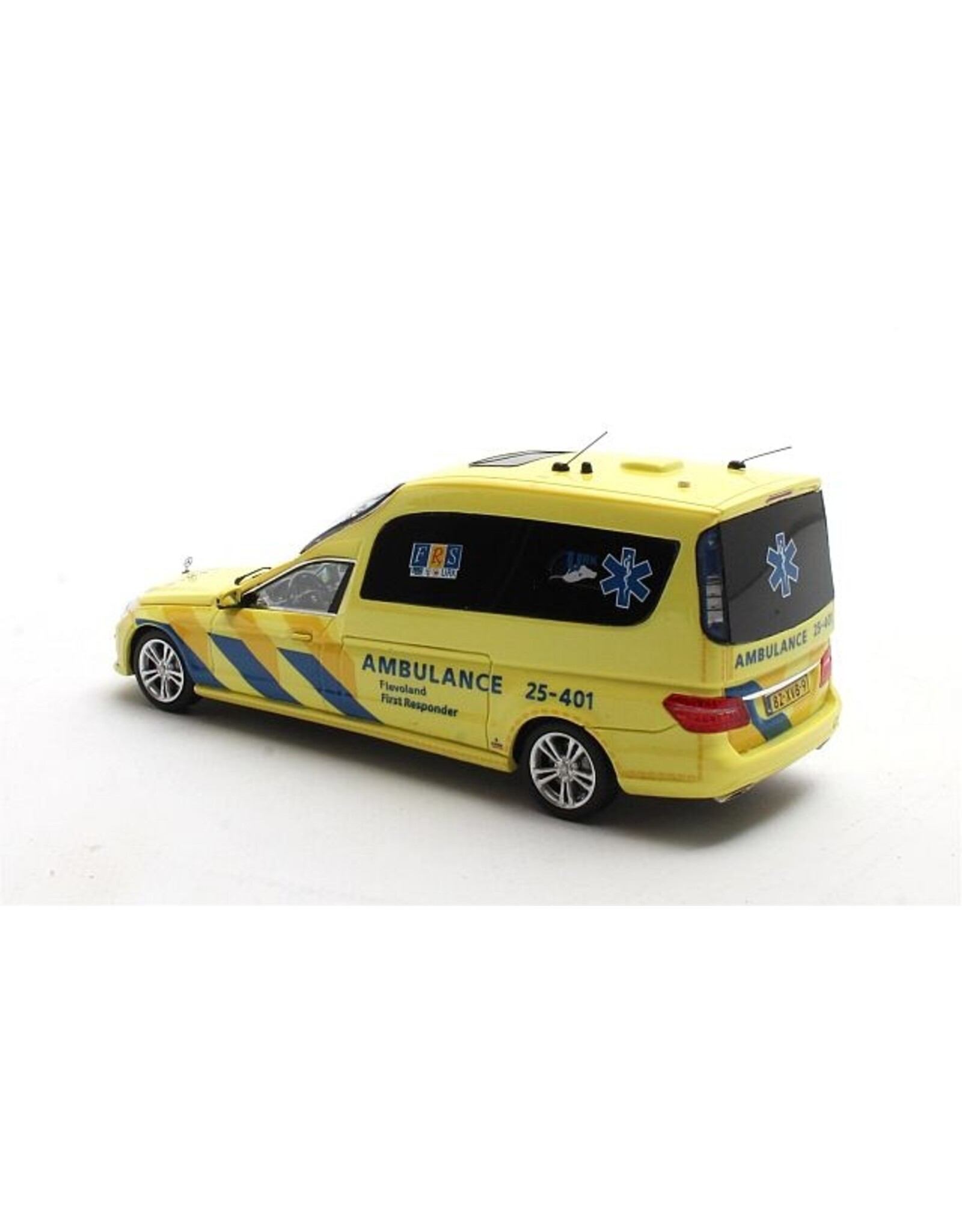Mercedes-Benz Mercedes-Benz E250D VF212 Ambulance Flevoland First Responder URK