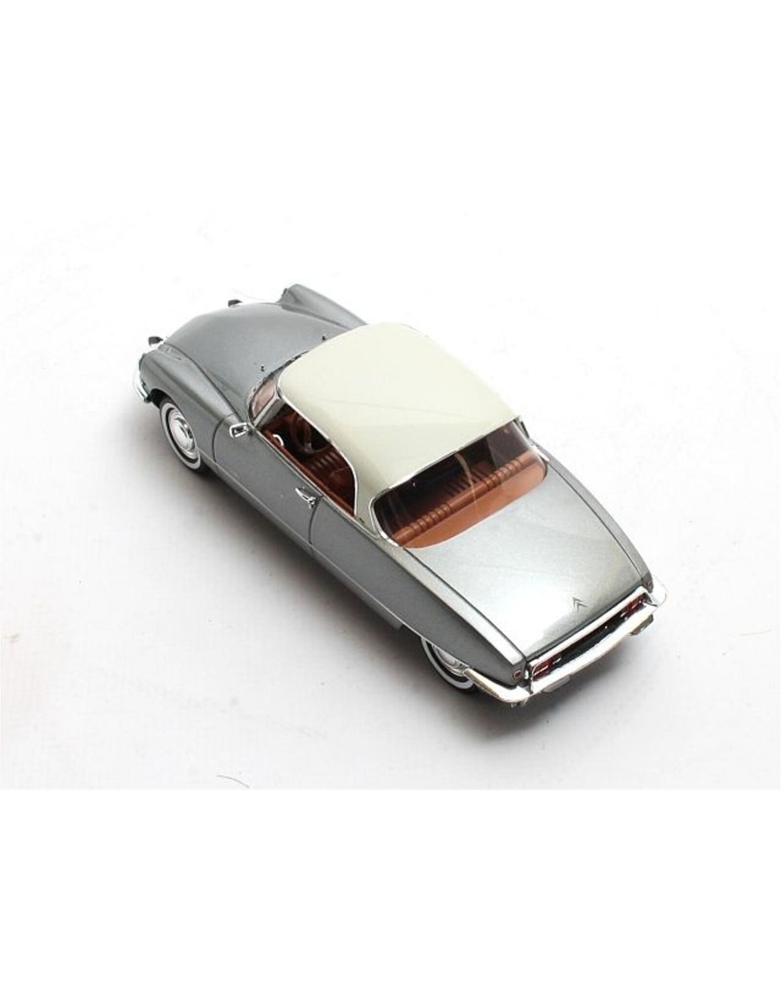 Citroën Citroën DS21 Grand Palais coupé(grey)