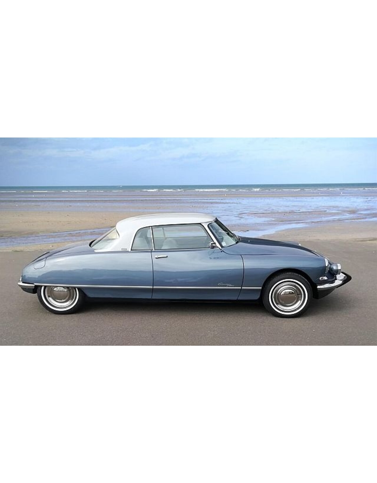 Citroën Citroën DS21 Grand Palais coupé(blue metallic)