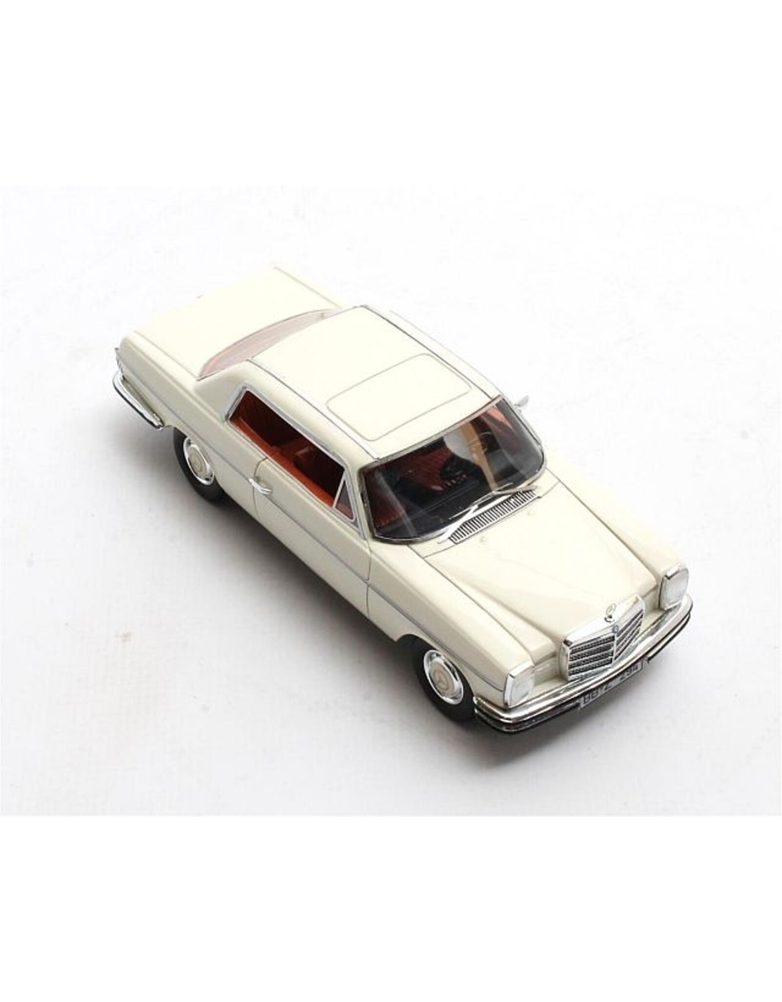 Mercedes-Benz Mercedes-Benz 250C(white)1968-73