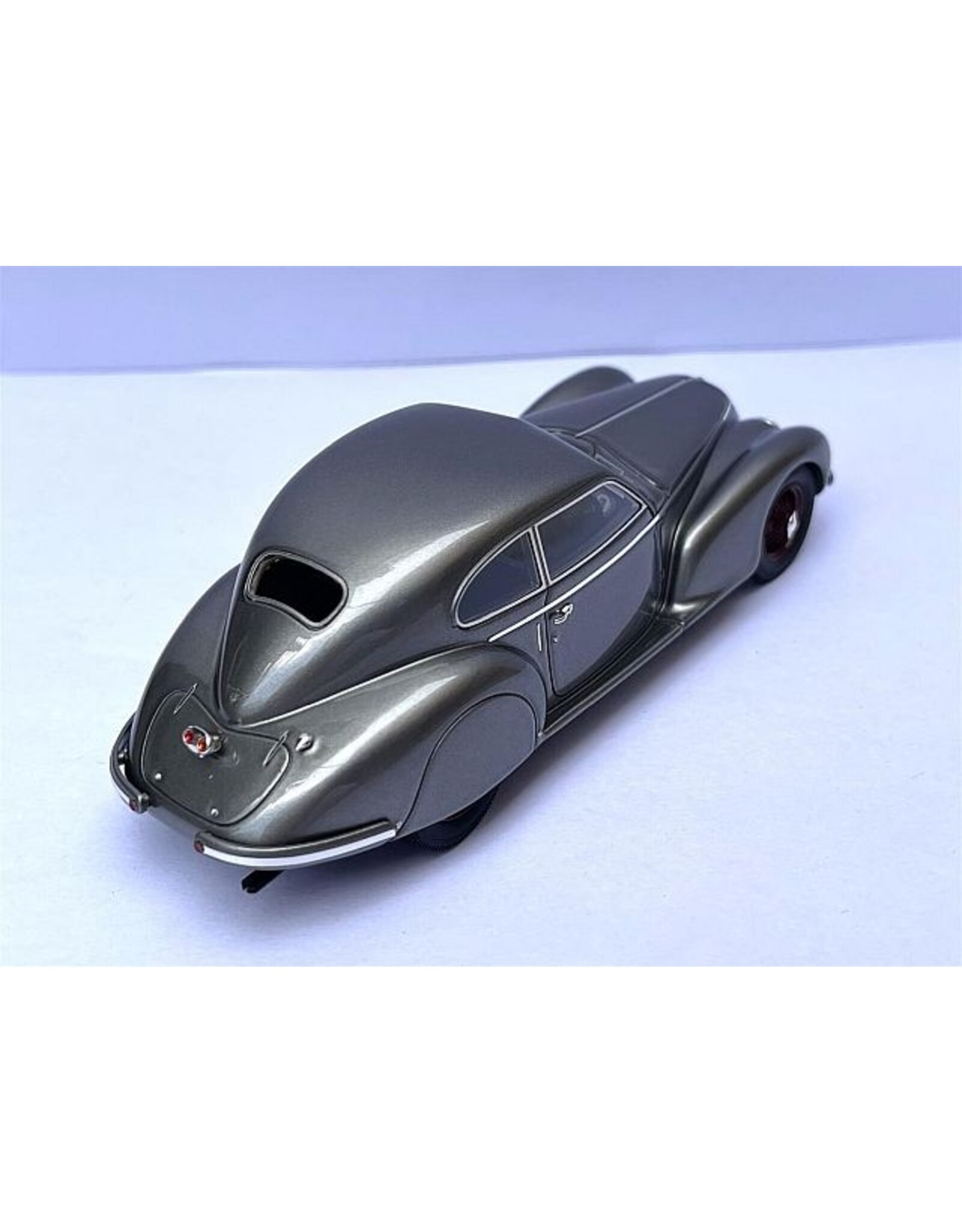 Alfa Romeo by Touring Alfa Romeo 6C 2500 Turismo Berlina(1950-52)grey metallic