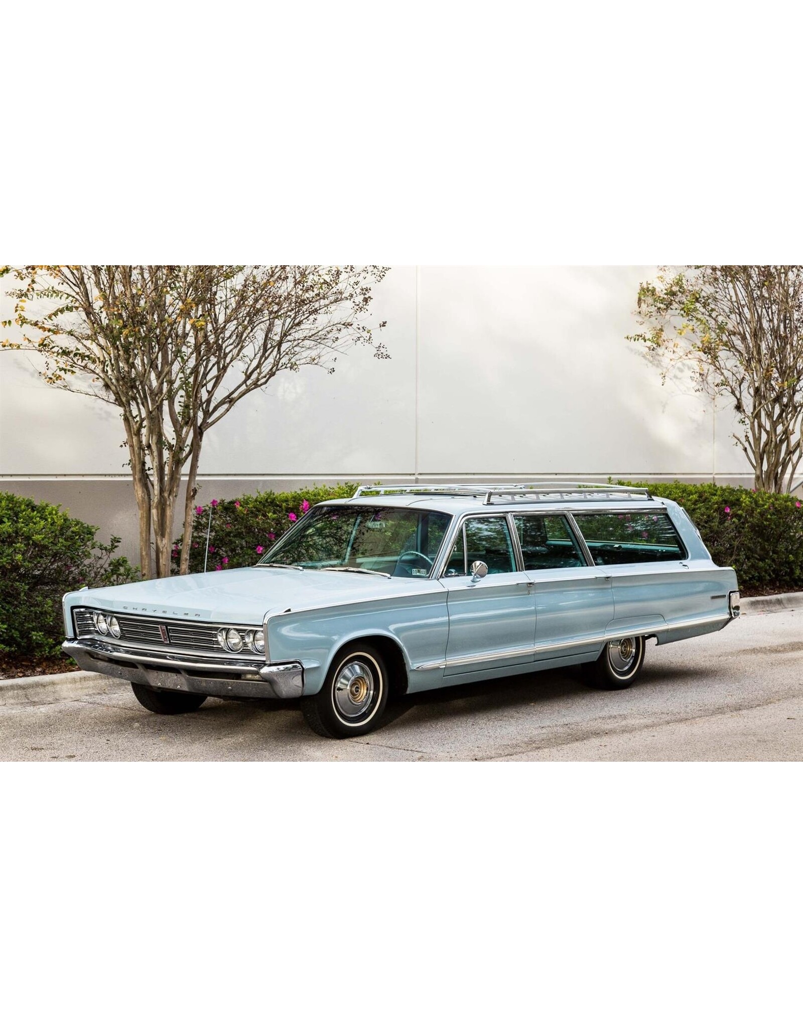 Chrysler Chrysler Town & Country(1966)chrystal blue poly