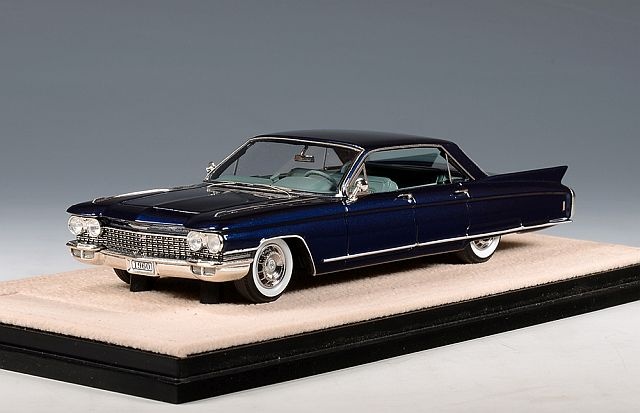 Art-Toys - Cadillac Eldorado Brougham Pininfarina(1960)York blue