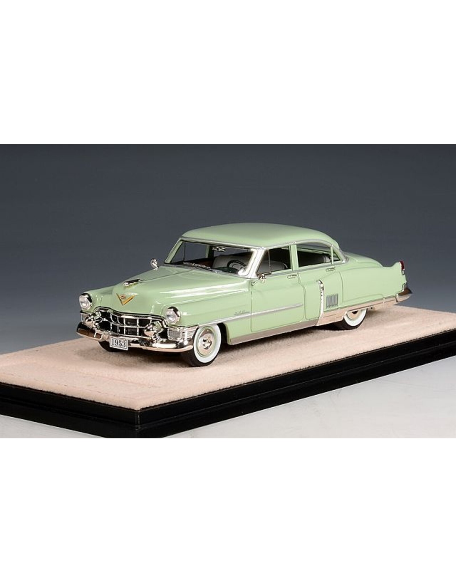 Cadillac(General Motors) Cadillac Fleetwood Sixty Special(1953)gloss green