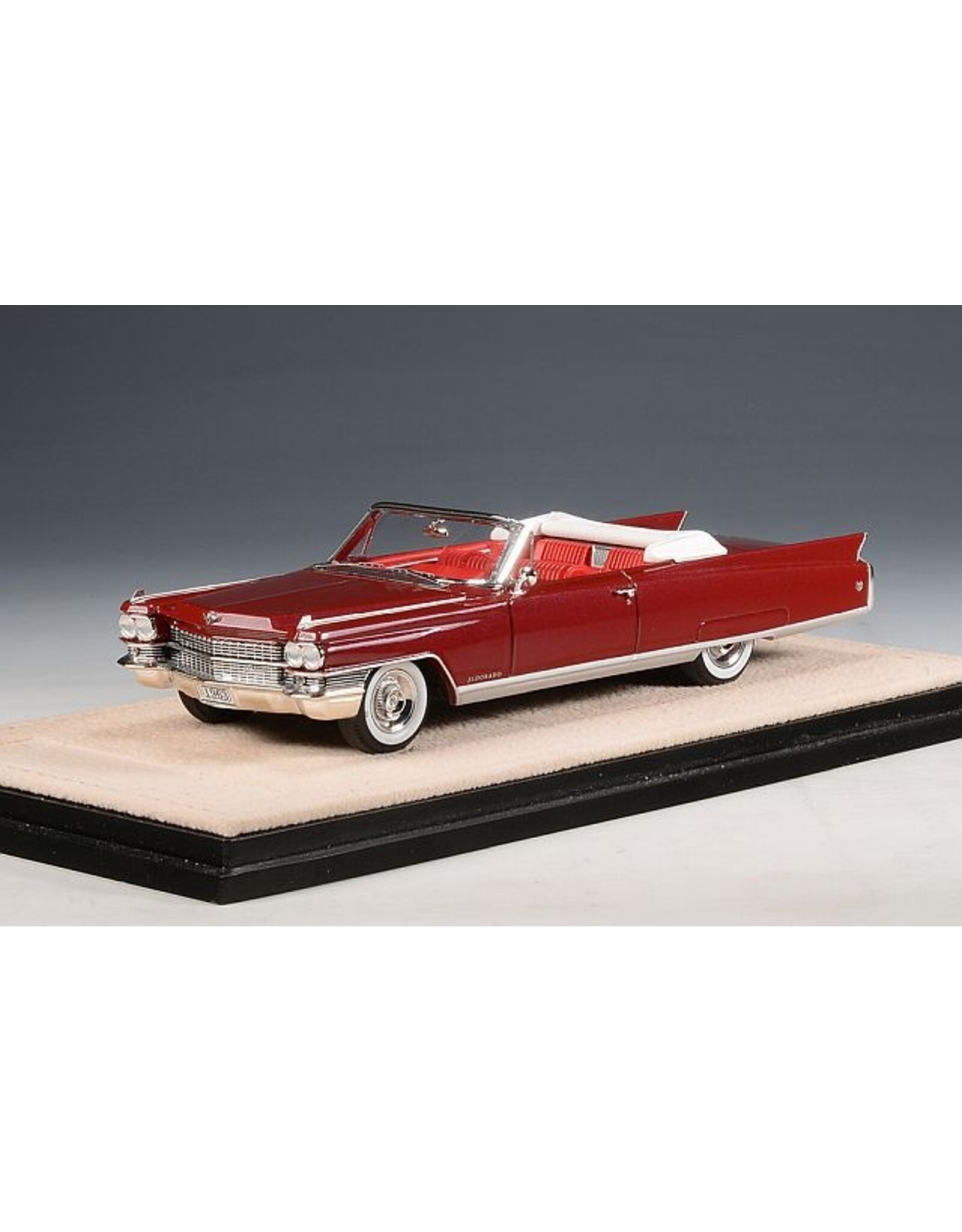 Cadillac(General Motors) Cadillac Eldorado Biarritz(1963)open roof(Matador red metallic
