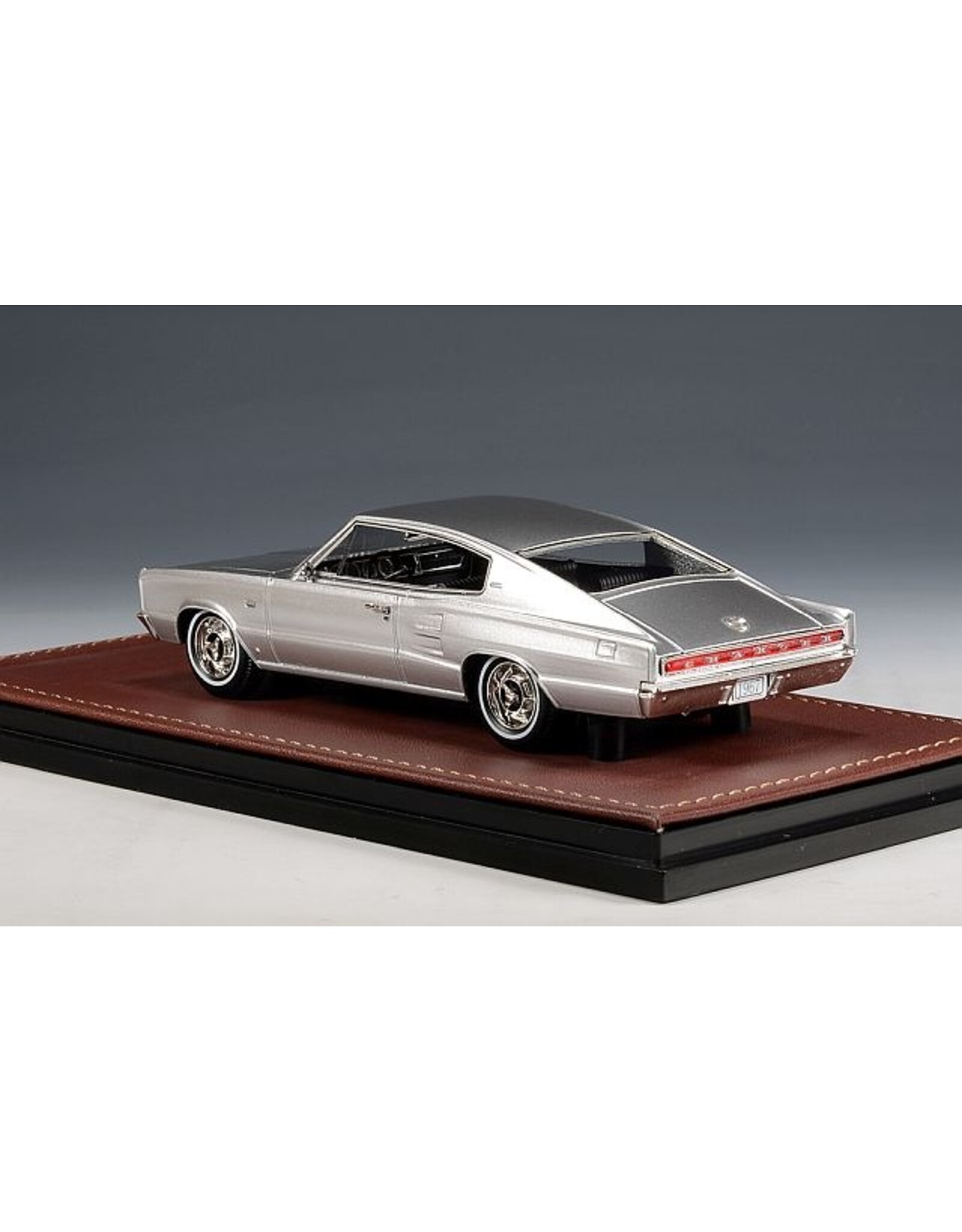 Dodge(Chrysler) Dodge Charger(1967)silver metallic