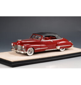 Cadillac(General Motors) Cadillac 62 Convertible (1947)maroon metallic