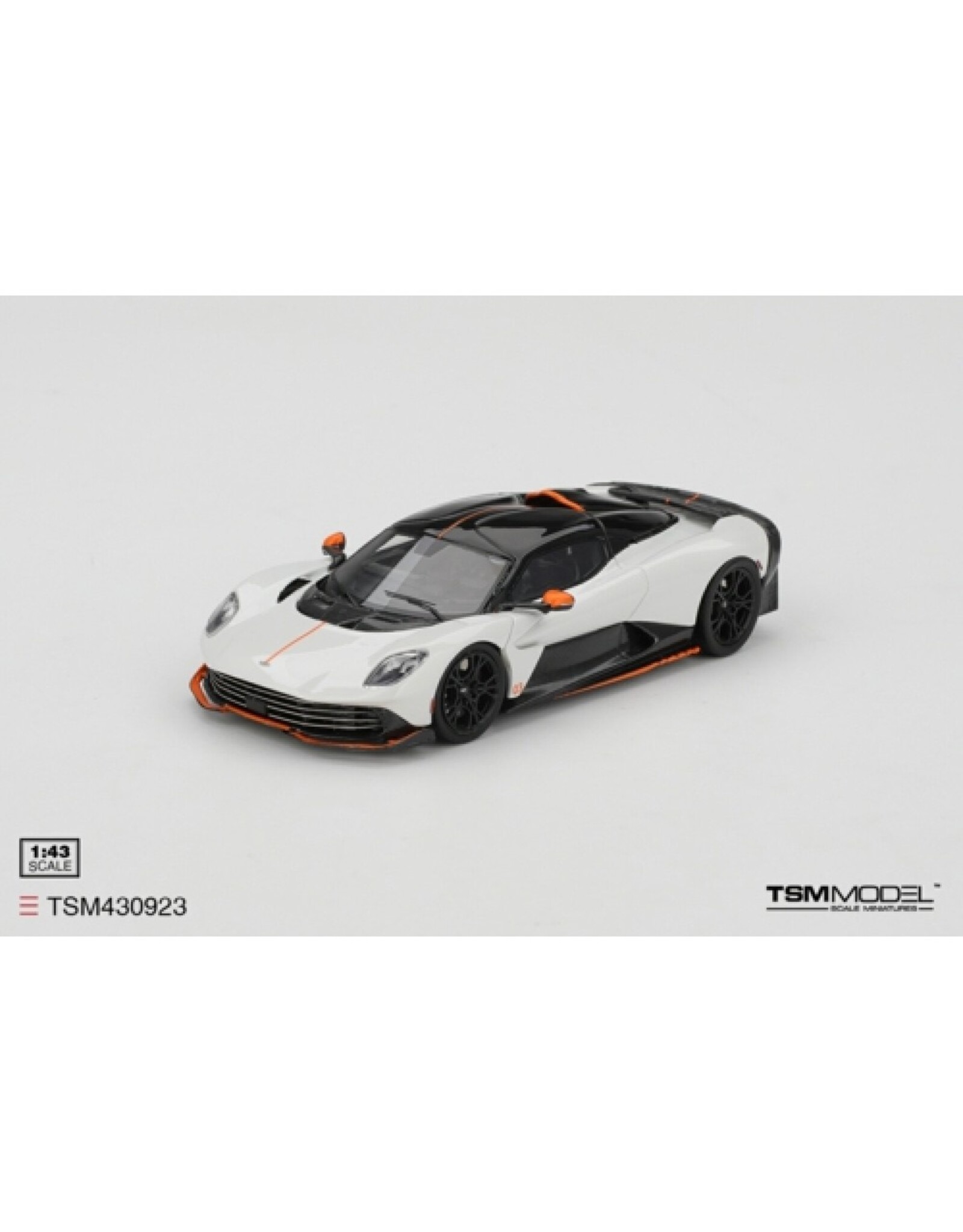 Aston Martin Aston Martin Valhalla(Lunar white)