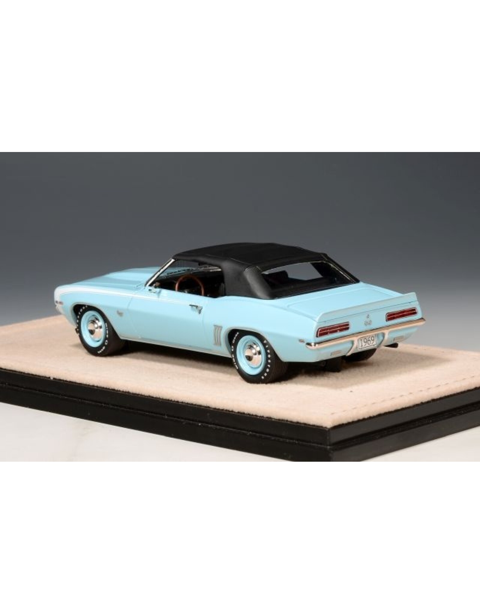 Chevrolet Chevrolet Camaro RS SS Convertible(closed roof)1969(Carolina blue)