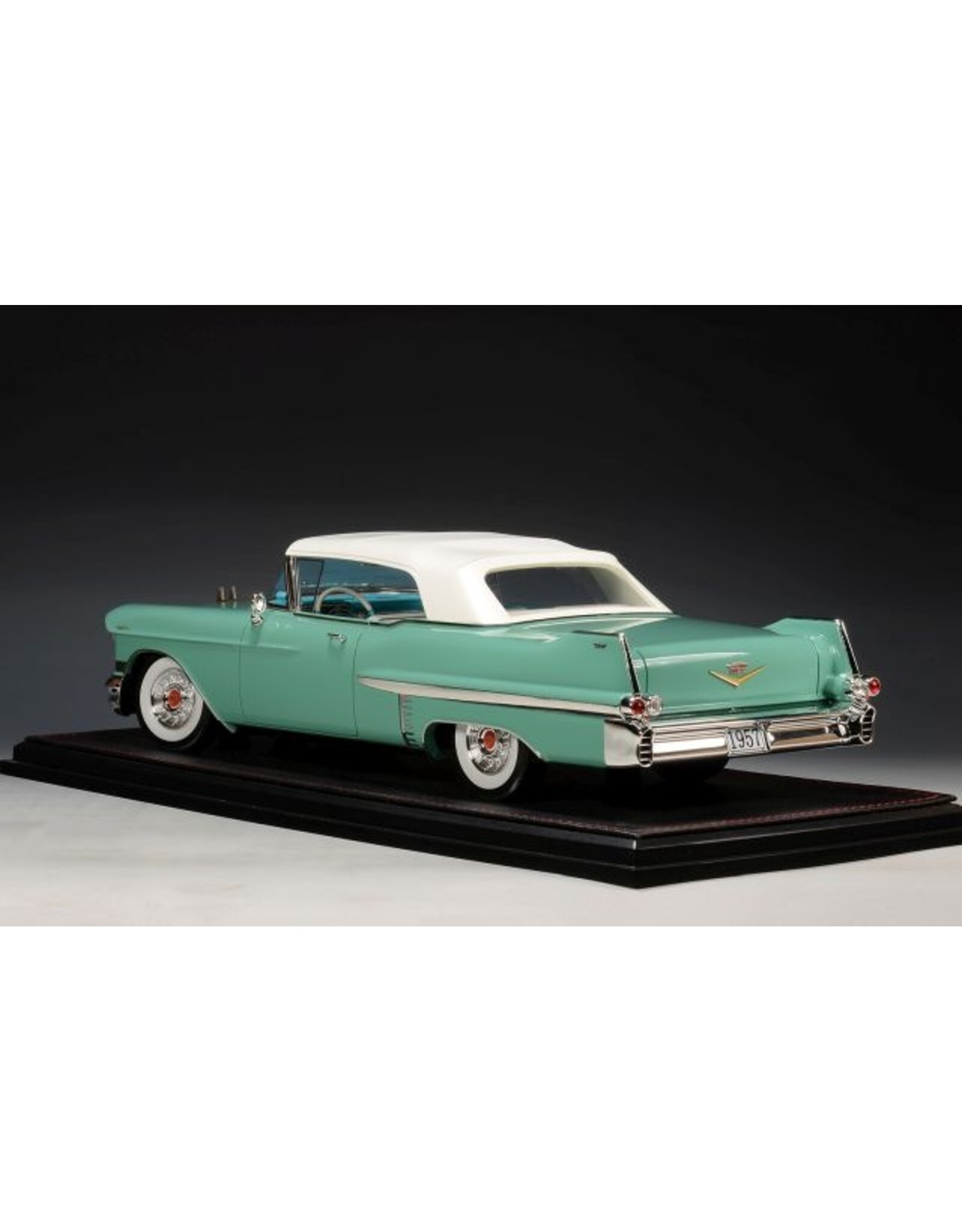 Cadillac(General Motors) Cadillac Series 62 convertible(closed roof)1957(Thebes green metallic)
