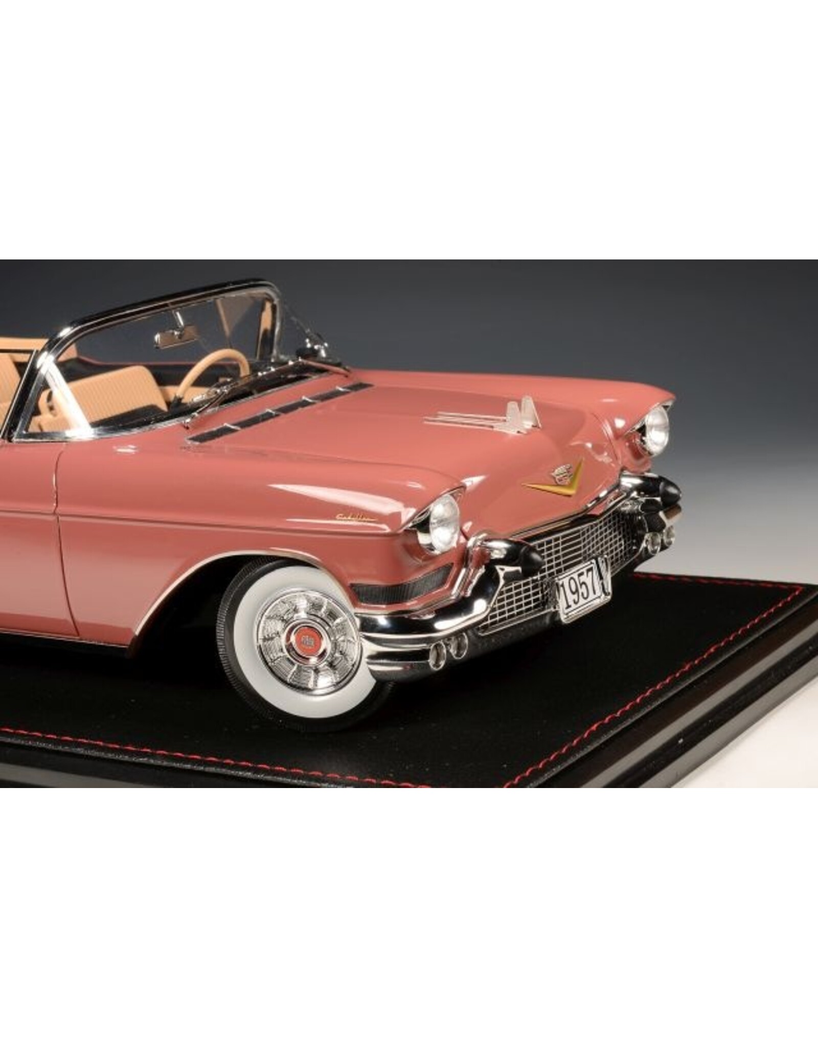 Cadillac(General Motors) Cadillac Series 62 convertible(open roof)1957(Dusty rose metallic)