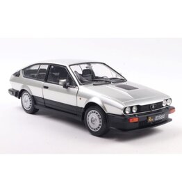 Alfa Romeo Alfa Romeo Alfetta GTV6(1984)silver
