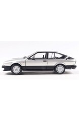 Alfa Romeo Alfa Romeo Alfetta GTV6(1984)silver
