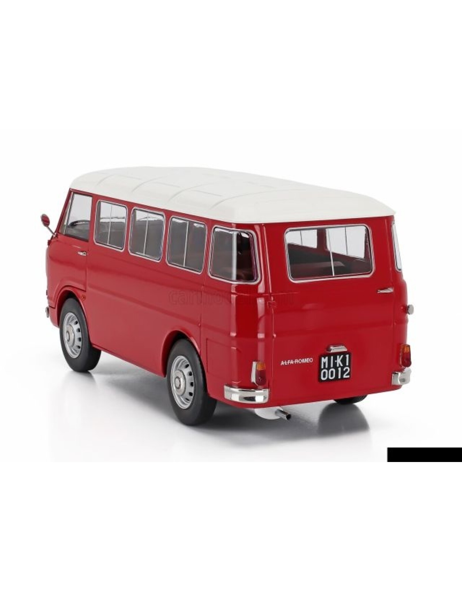 Alfa Romeo Alfa Romeo F12 Minibus Series 1(red)