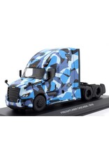 Freightliner(Daimler truck North America) Freightliner Cascadia tractor truck 3-ax