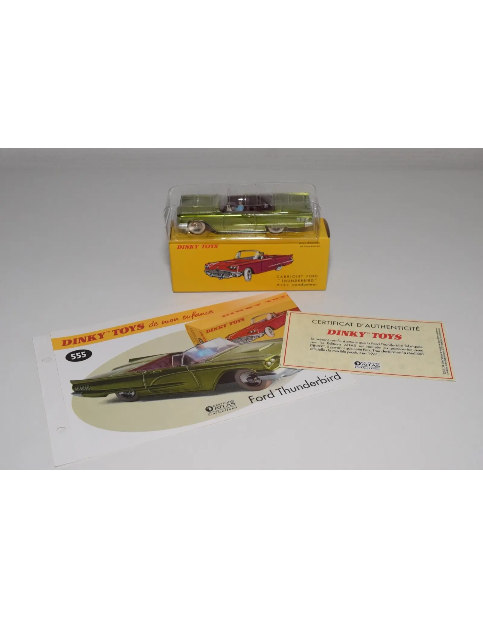 Ford USA Ford Thunderbird Cabriolet(with driver)metallic green