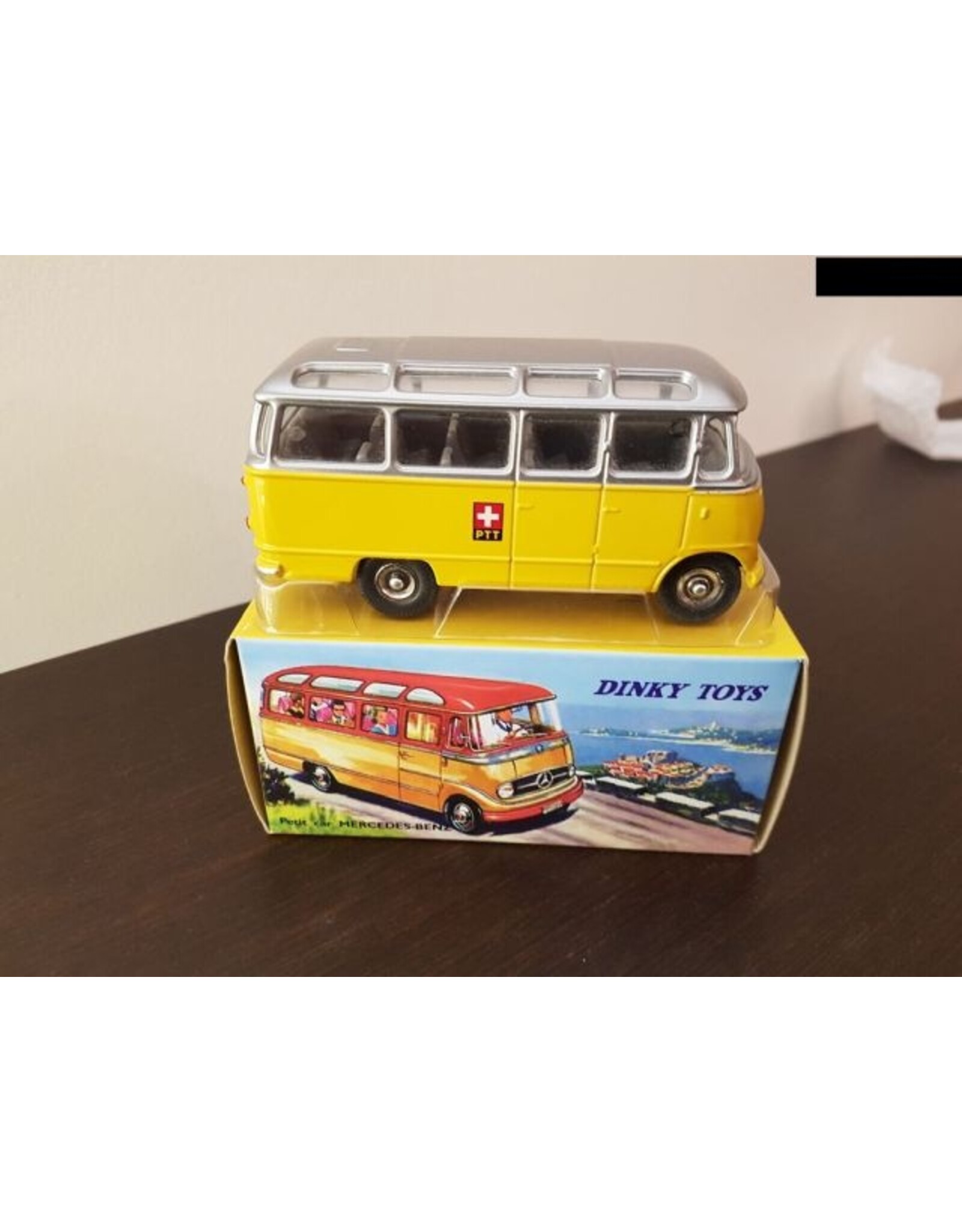 Mercedes-Benz Mercedes-Benz Petit Car(bus)