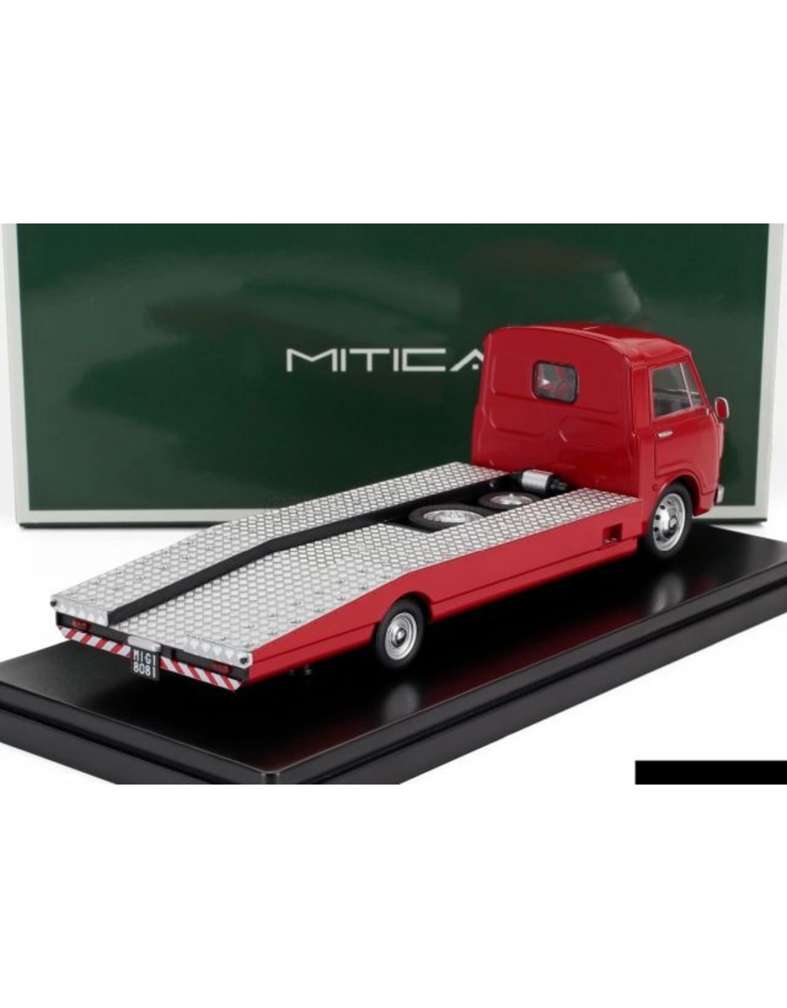 Alfa Romeo Alfa Romeo A12(F12)car transporter