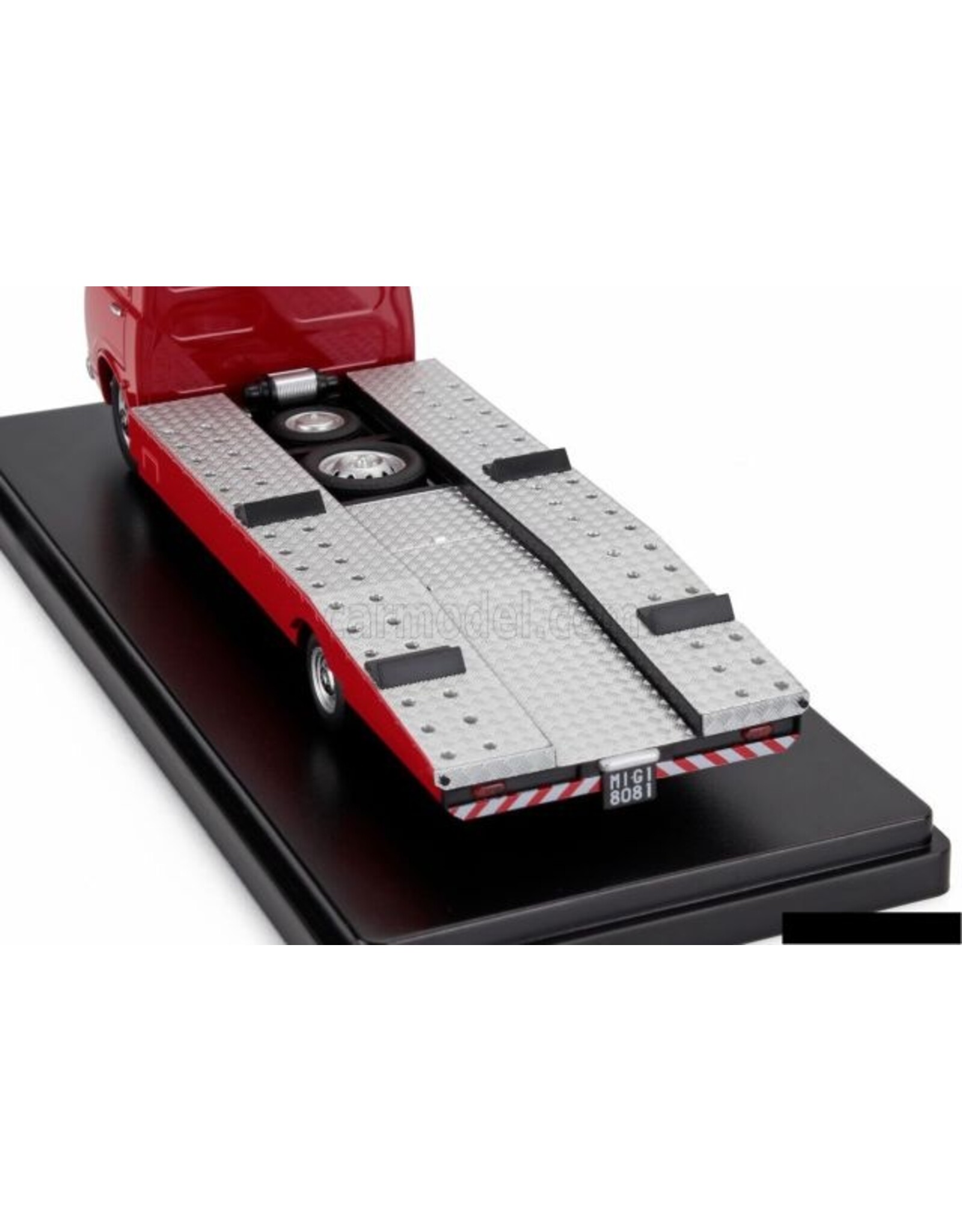 Alfa Romeo Alfa Romeo A12(F12)car transporter