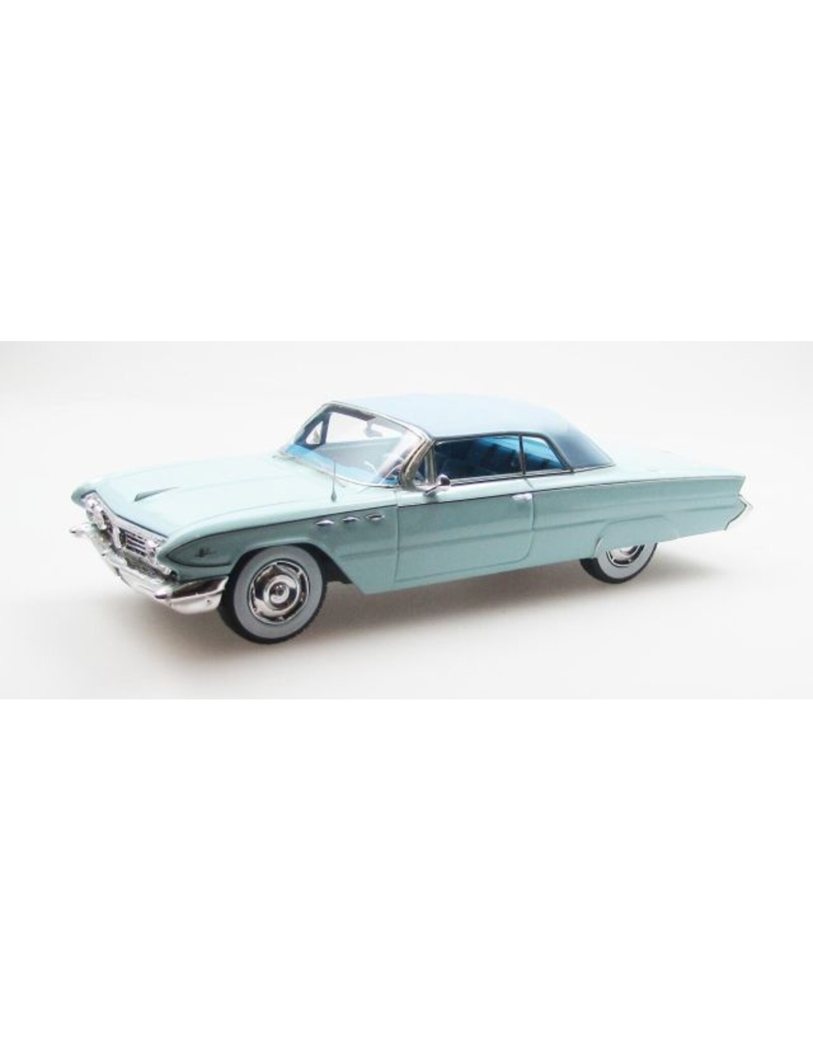 Buick Buick Le Sabre 2-doors cabriolet(1961)closed roof(light blue)