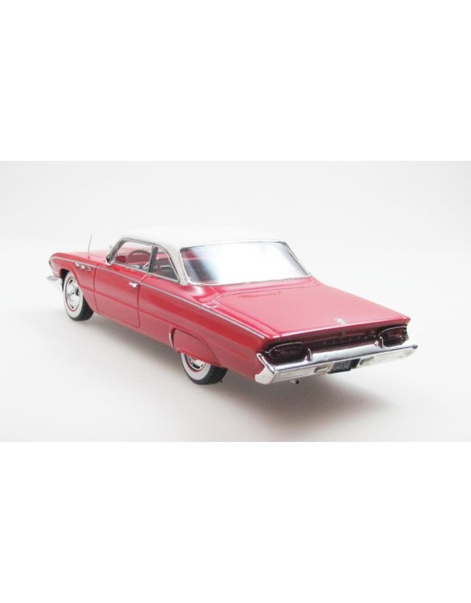 Buick Buick Le Sabre 2-doors coupé(1961)red/white