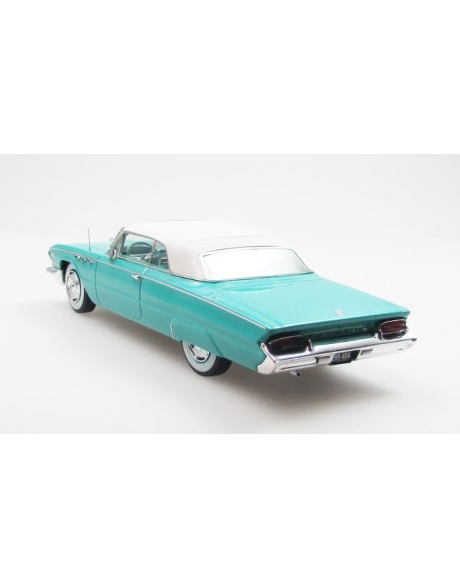 Buick Buick LeSabre 2-doors cabriolet(1961)closed roof(turqoise/white)