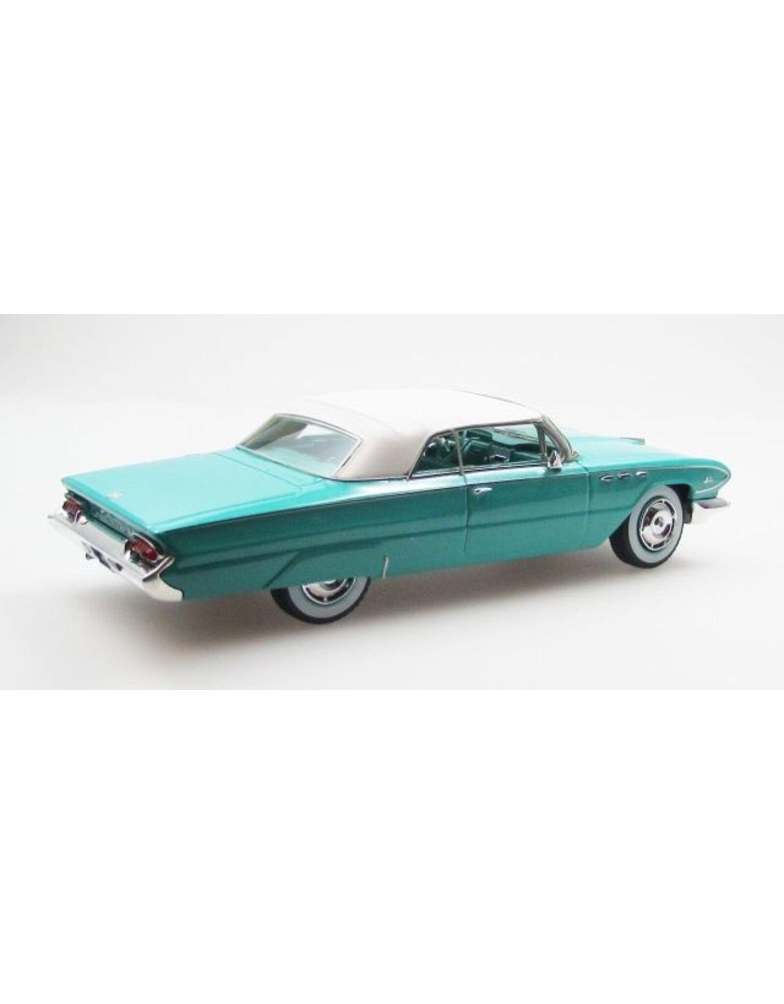 Buick Buick LeSabre 2-doors cabriolet(1961)closed roof(turqoise/white)