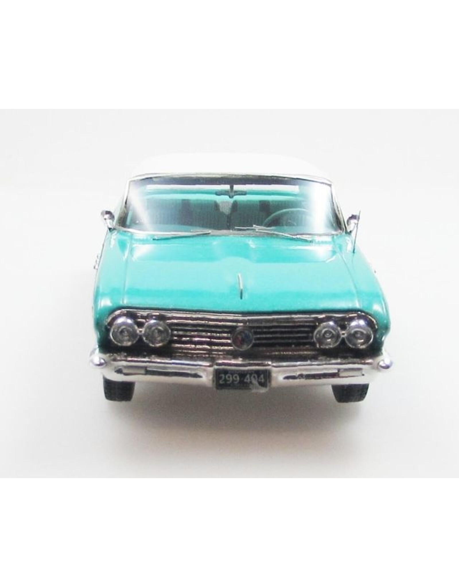 Buick Buick LeSabre 2-doors cabriolet(1961)closed roof(turqoise/white)