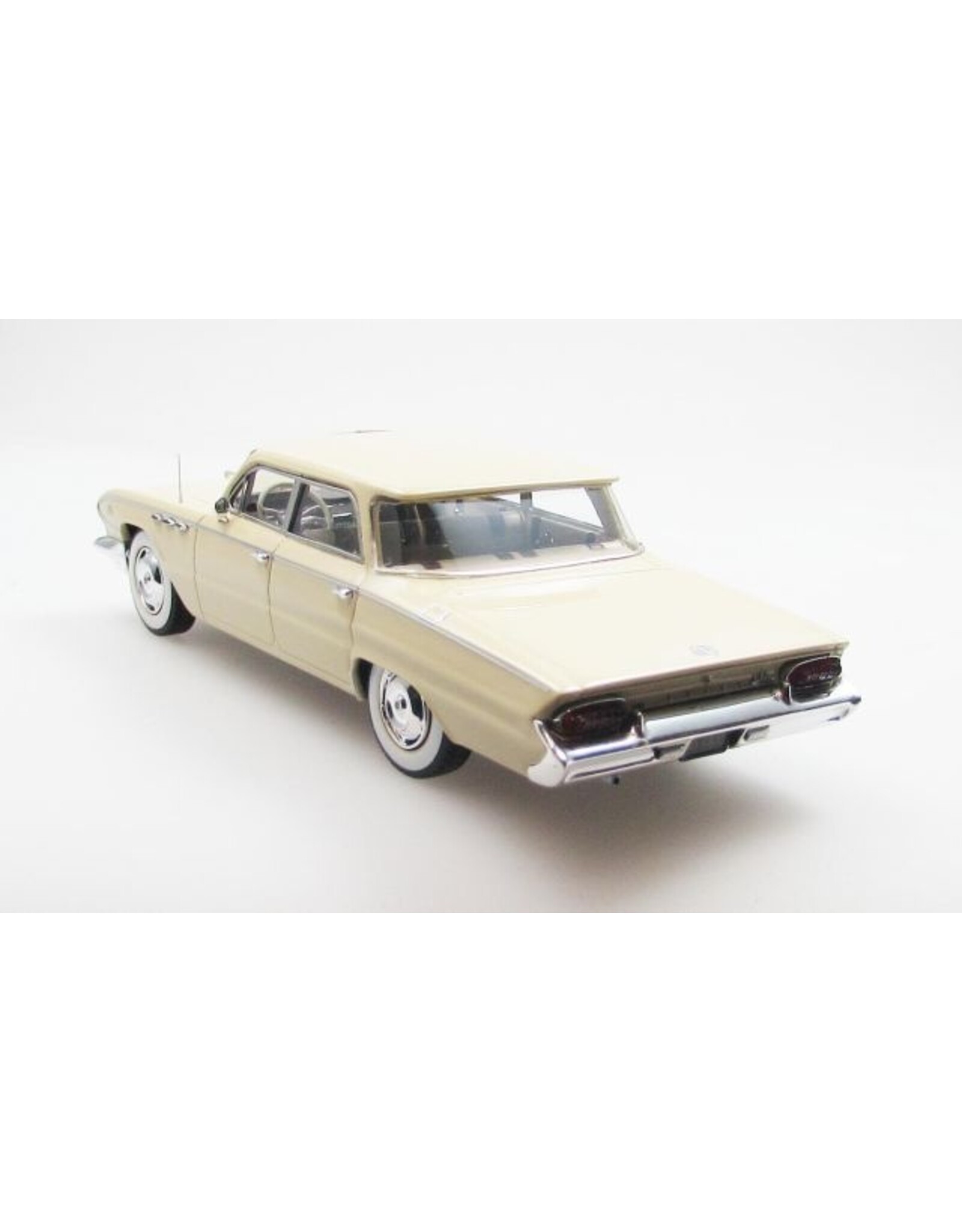 Buick Buick LeSabre 4-doors Limousine(1961)beige