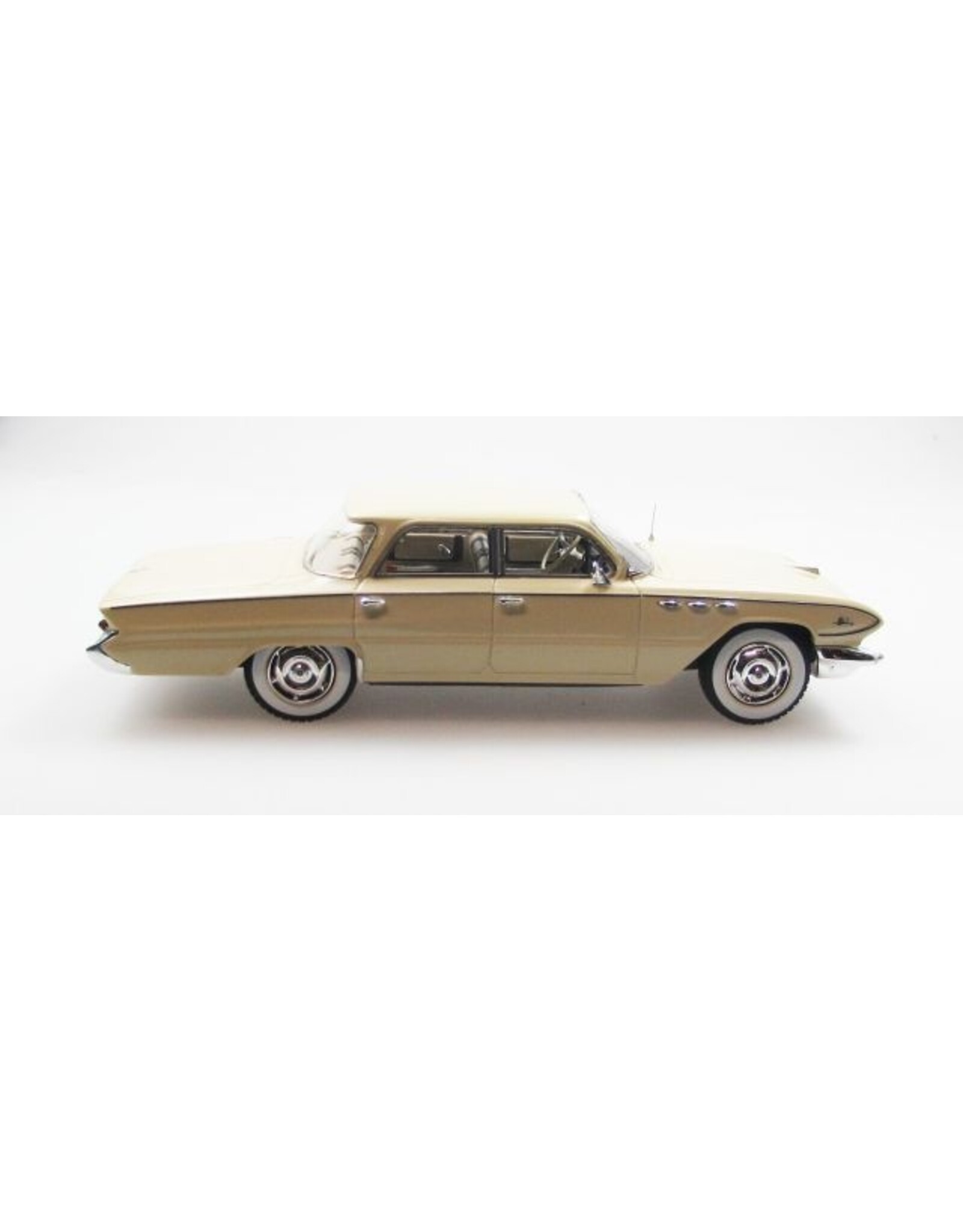 Buick Buick LeSabre 4-doors Limousine(1961)beige