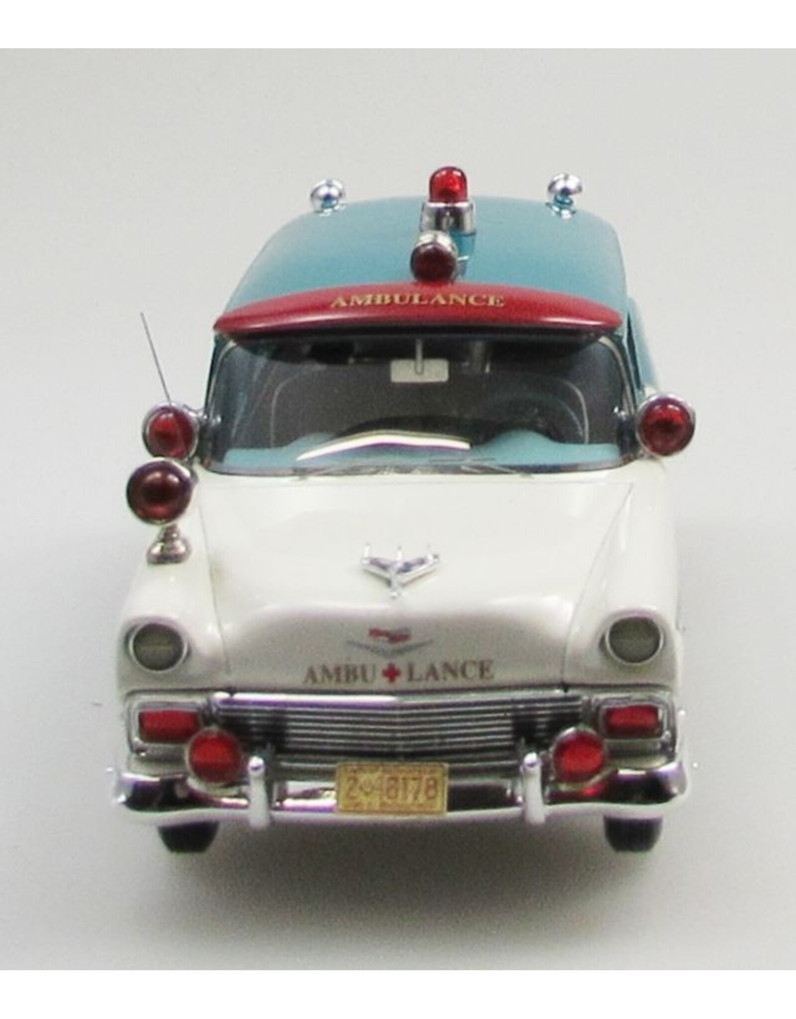 Chevrolet Chevrolet 150 2-doors SW Handyman Ambulance(turqoise/white)1956