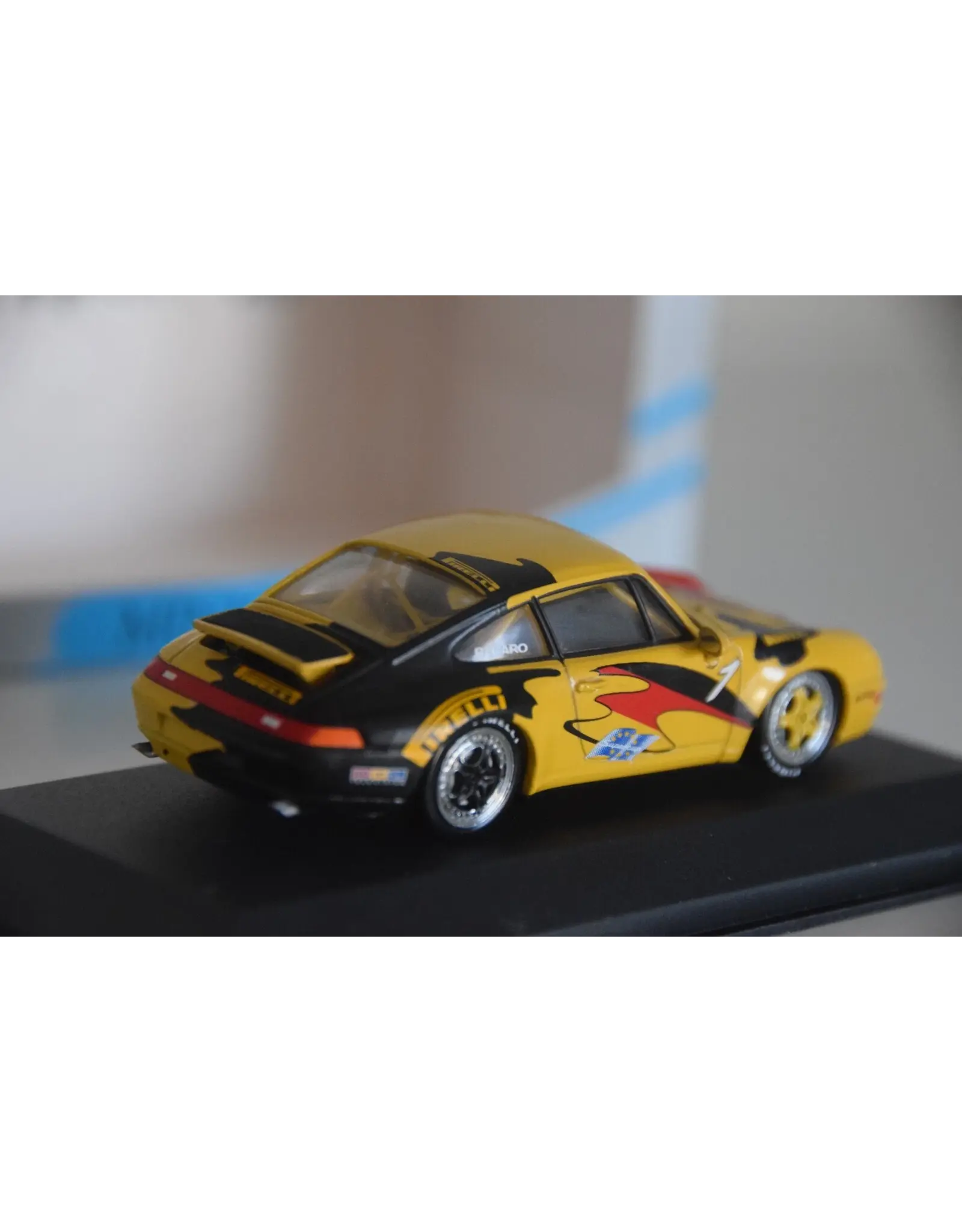 Porsche Porsche 911 #1 Shell/Pirelli Supercup(1984)