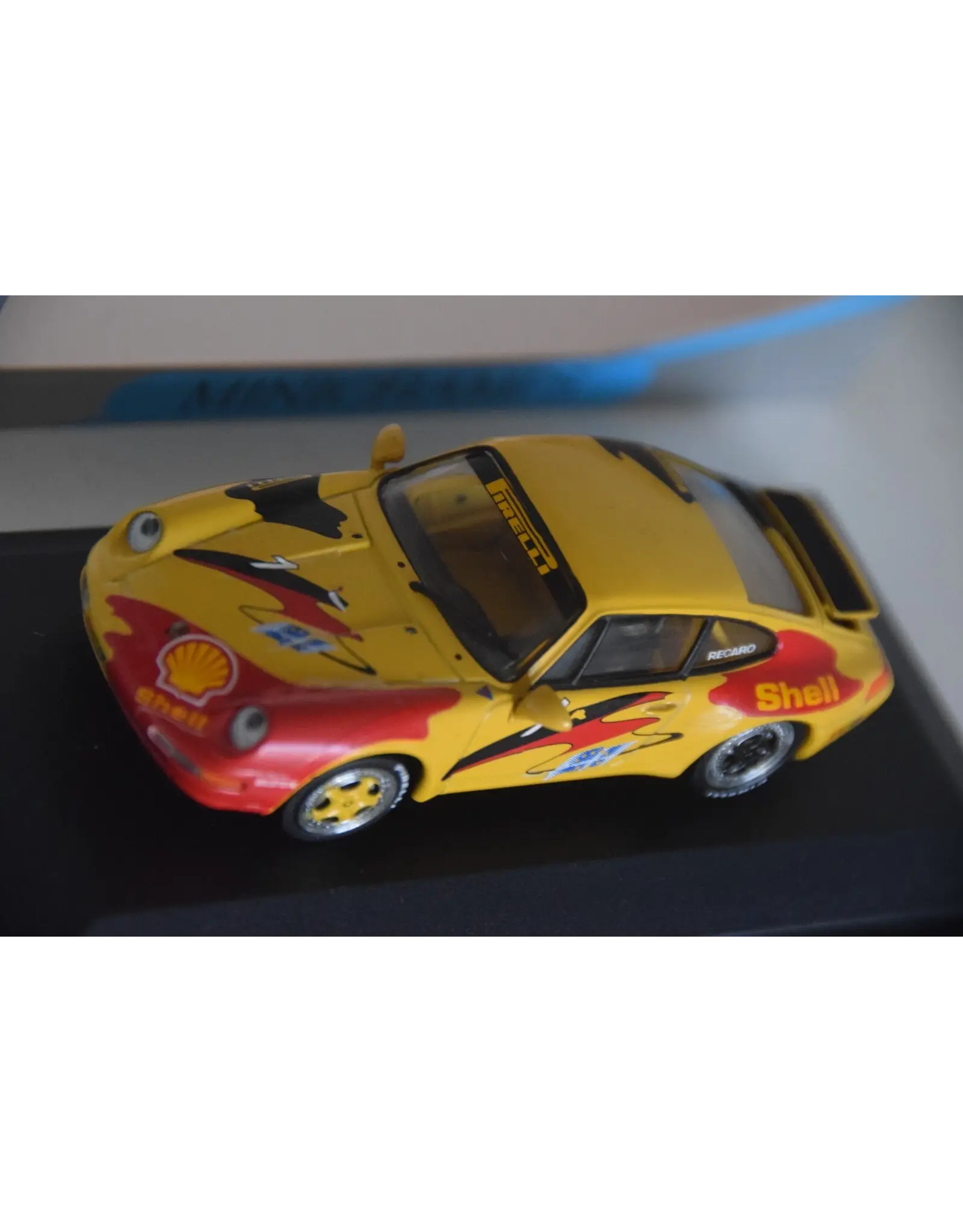 Porsche Porsche 911 #1 Shell/Pirelli Supercup(1984)