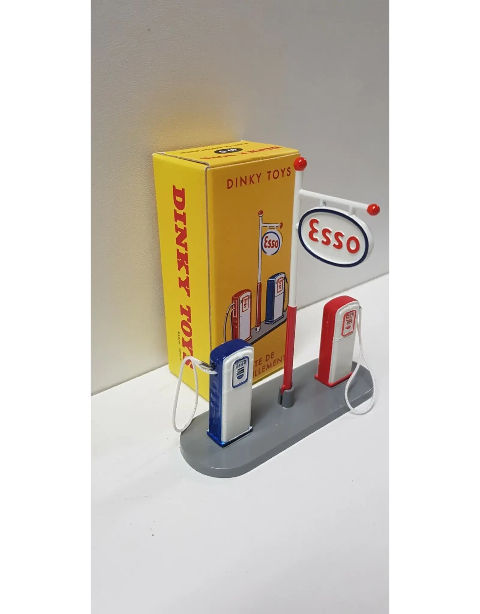 Accessories ESSO poste de ravitaillement