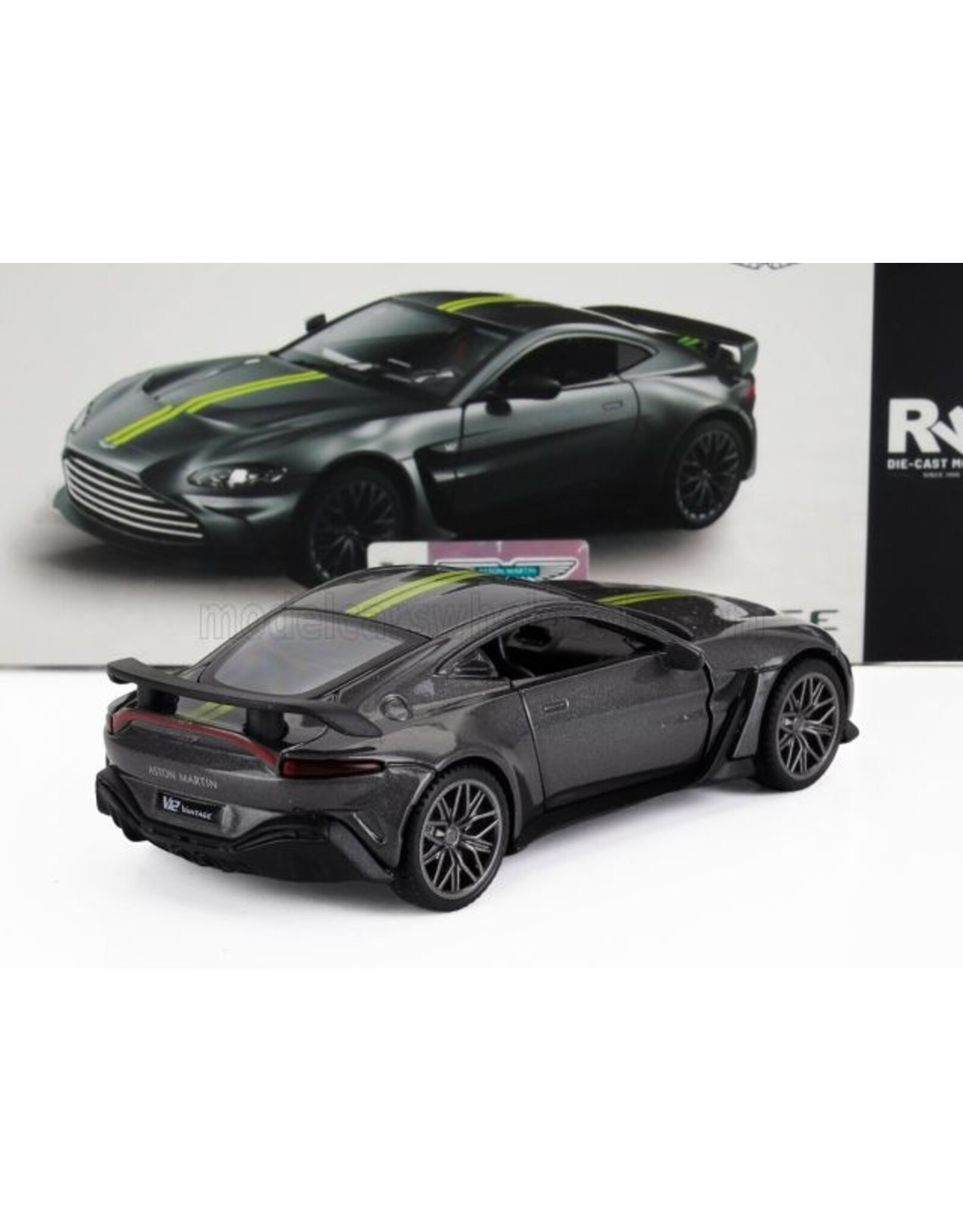 Aston Martin Aston Martin V12 Vantage (grey/yellow striping)