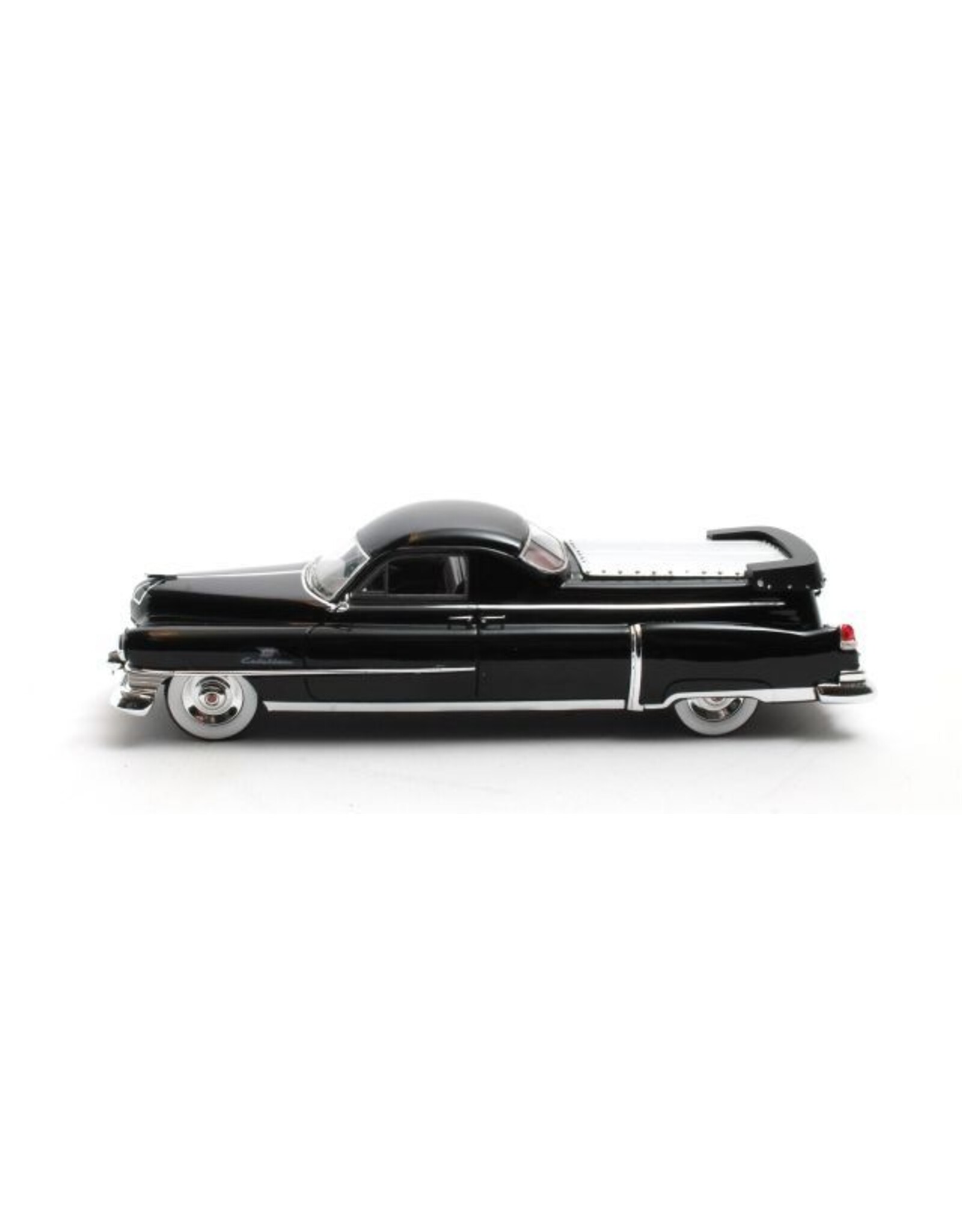 Cadillac by Superior Coach Corporation Cadillac Professional S & S Florentine Flowercar(black)1951