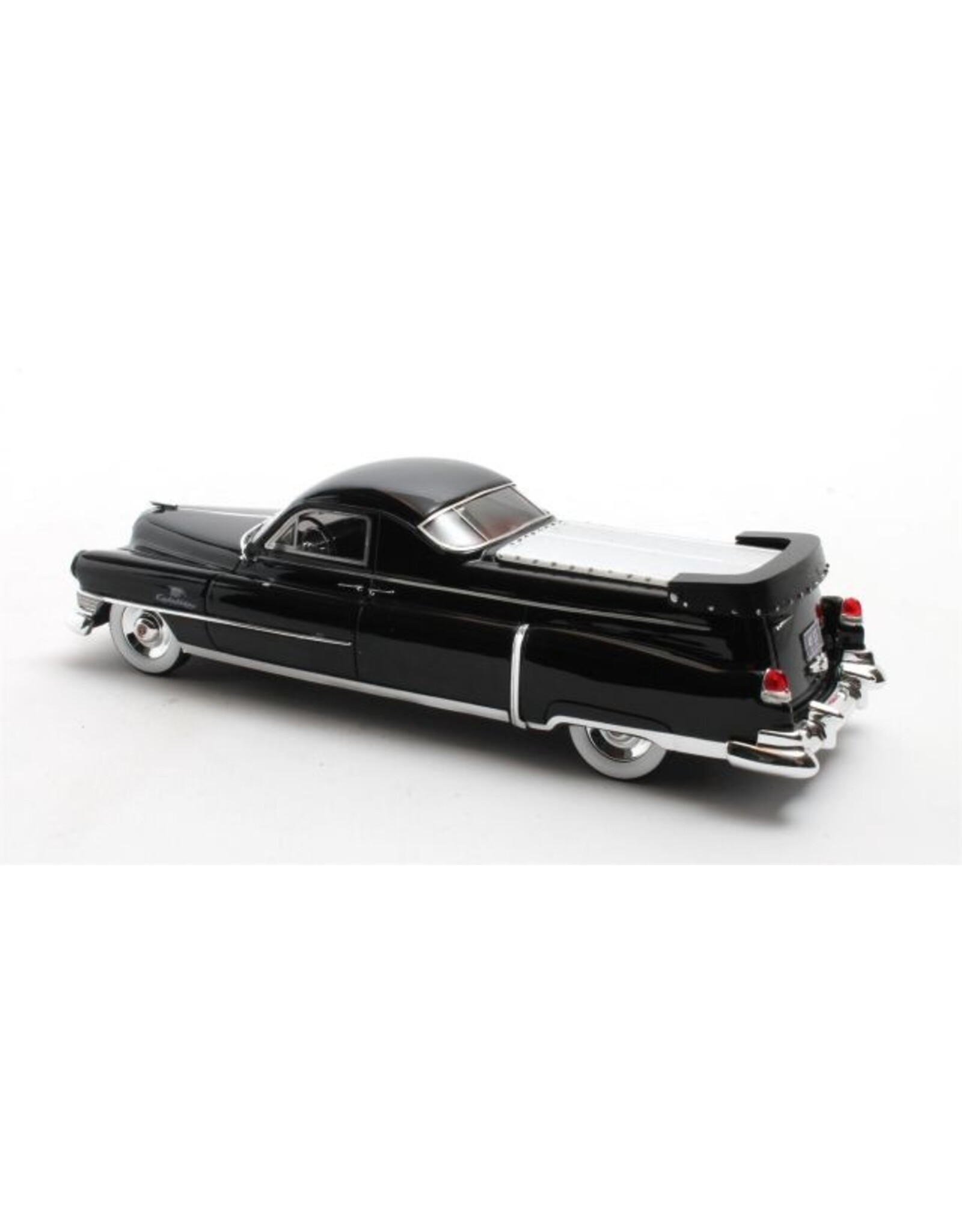 Cadillac by Superior Coach Corporation Cadillac Professional S & S Florentine Flowercar(black)1951