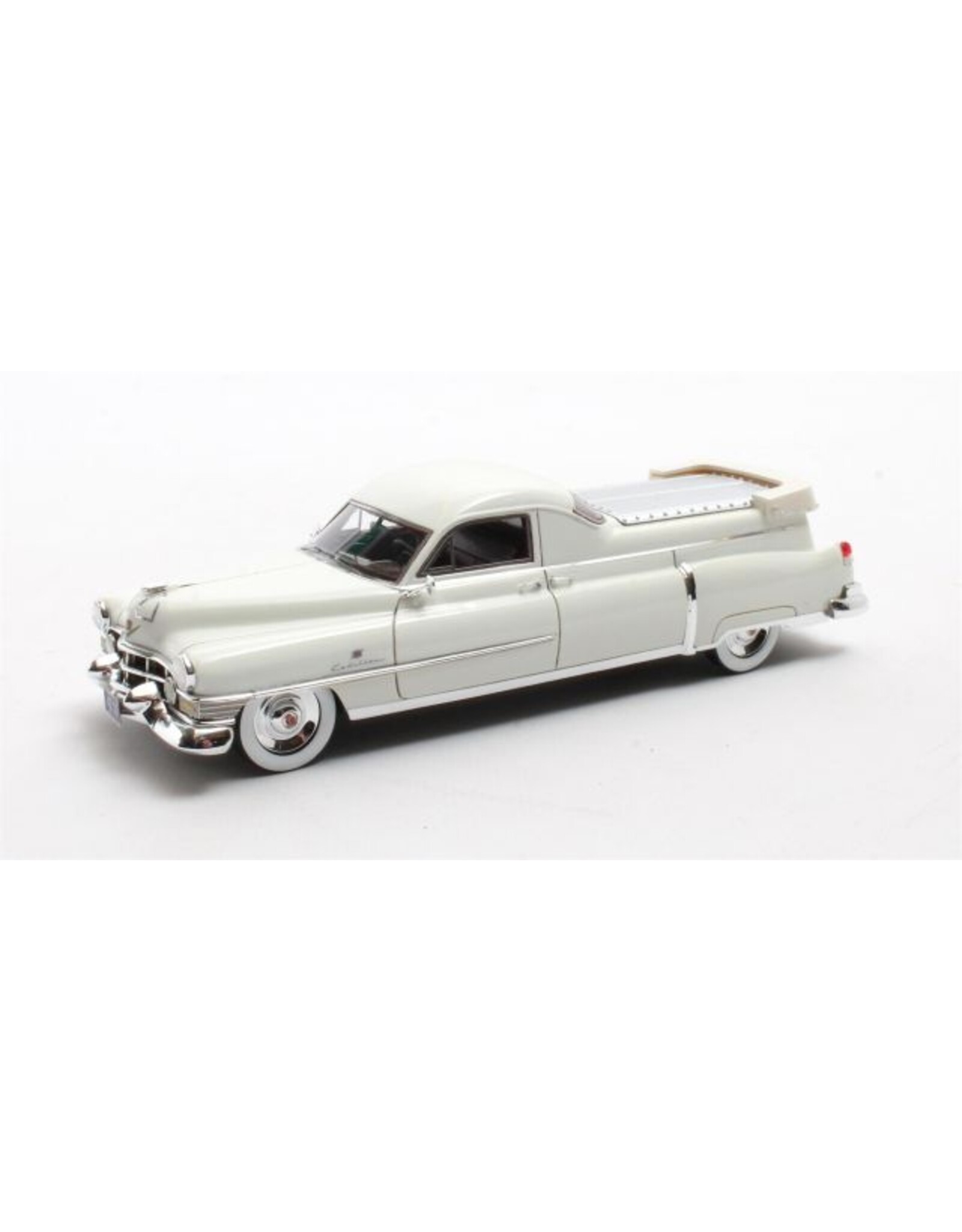 Cadillac by Superior Coach Corporation Cadillac Professional S & S Florentine Flowercar(white)1951