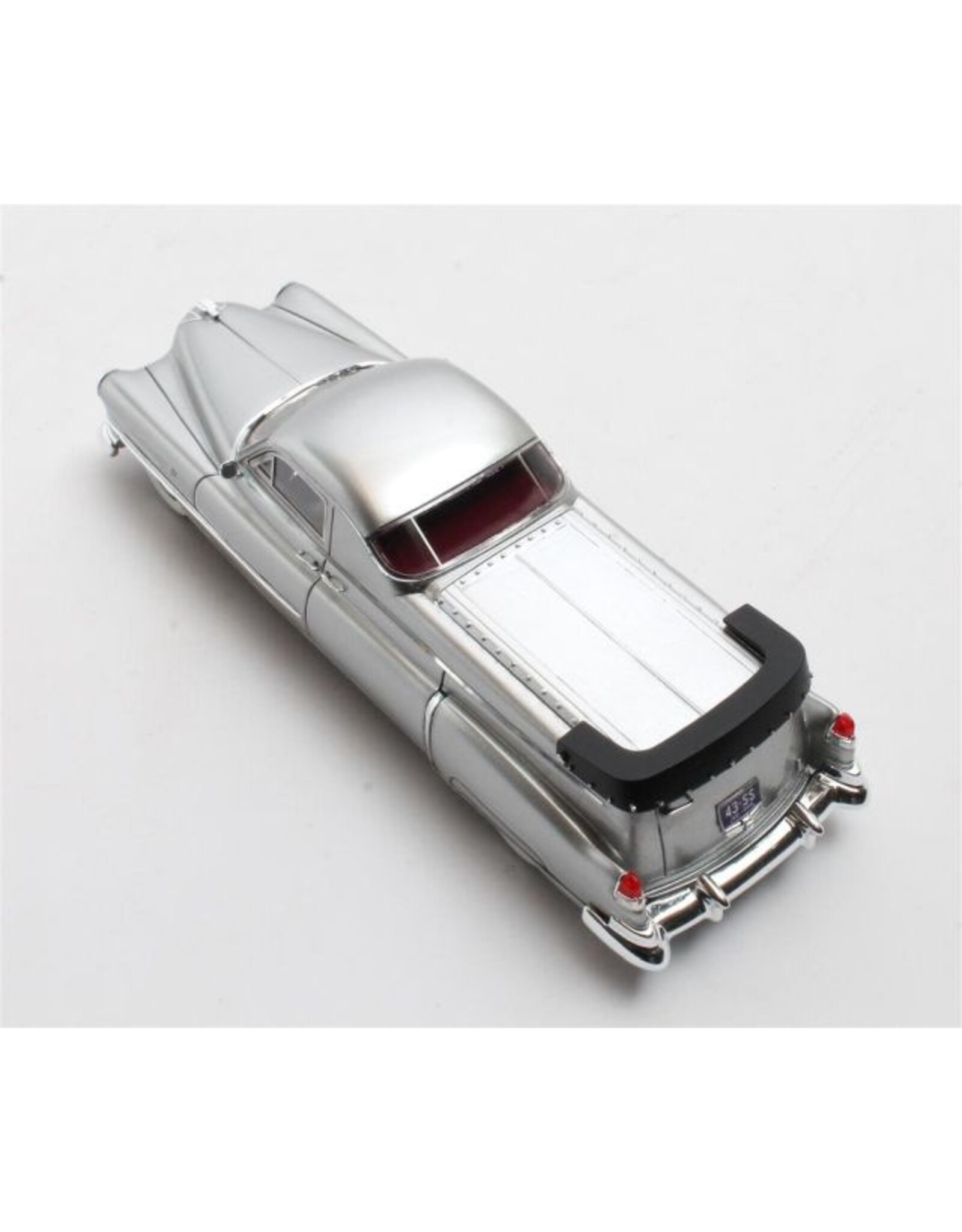 Cadillac by Superior Coach Corporation Cadillac Professional S & S Florentine Flowercar(silver)1951