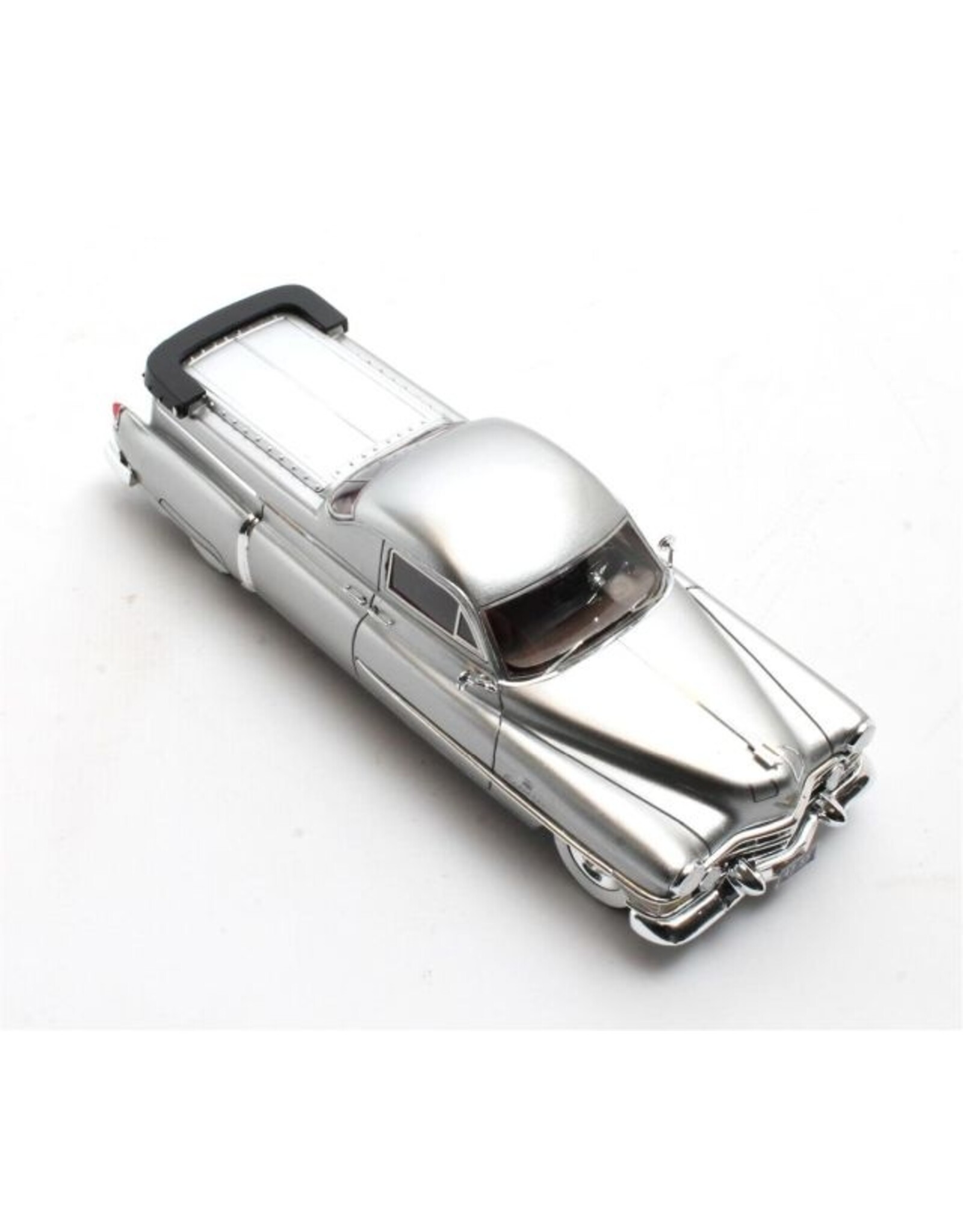 Cadillac by Superior Coach Corporation Cadillac Professional S & S Florentine Flowercar(silver)1951