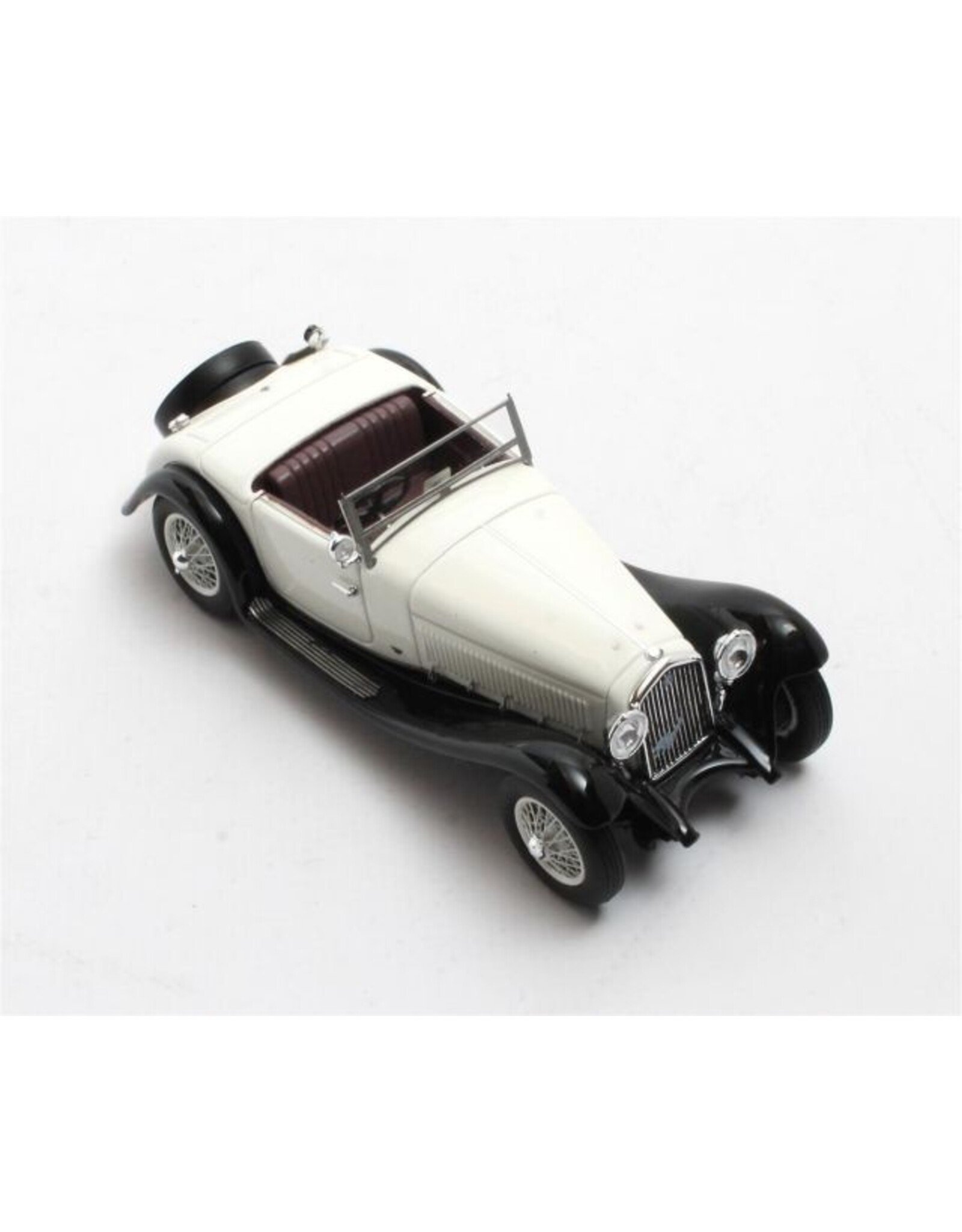 Alfa Romeo by Figoni Alfa Romeo 6C 1750SV Figoni(open top)1932(black/white)