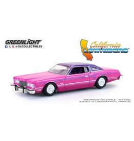 Ford USA Ford Thunderbird(1975)rose/purple roof.