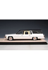 Cadillac by Superior Coach Corporation Cadillac Superior Hearse(1980)white
