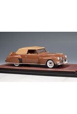 Lincoln Lincoln Continental cabriolet(1942)closed roof(Chetwyn beige)